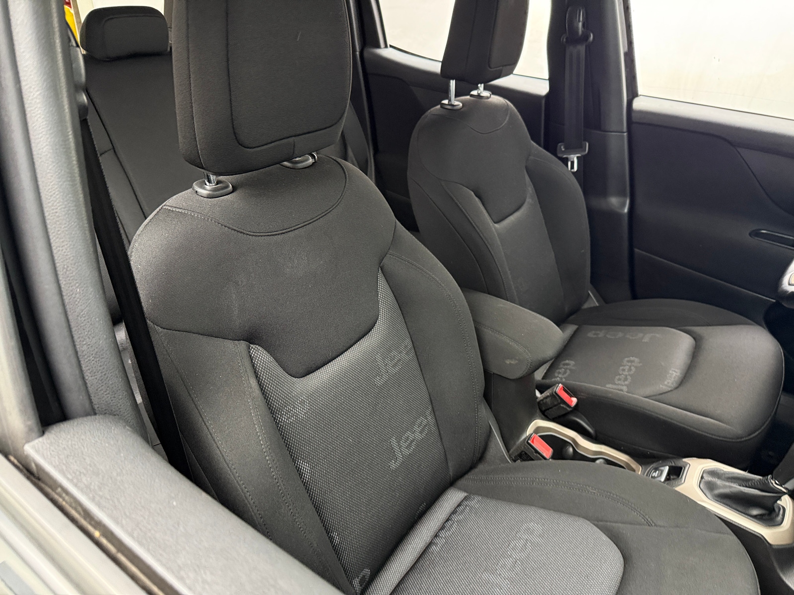 Thumbnail: 2017 Jeep Renegade - 2