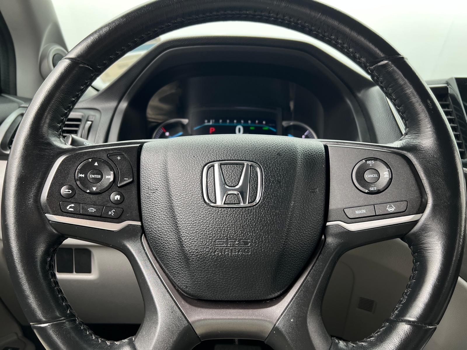 Thumbnail: 2019 Honda Pilot - 4