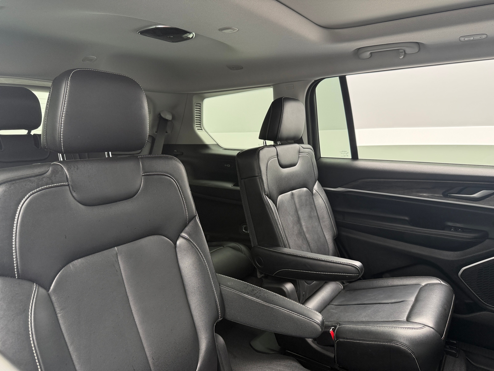 Thumbnail: 2021 Jeep Grand Cherokee L - 5