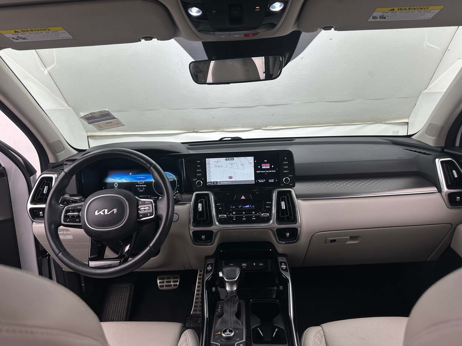 Thumbnail: 2023 Kia Sorento - 2