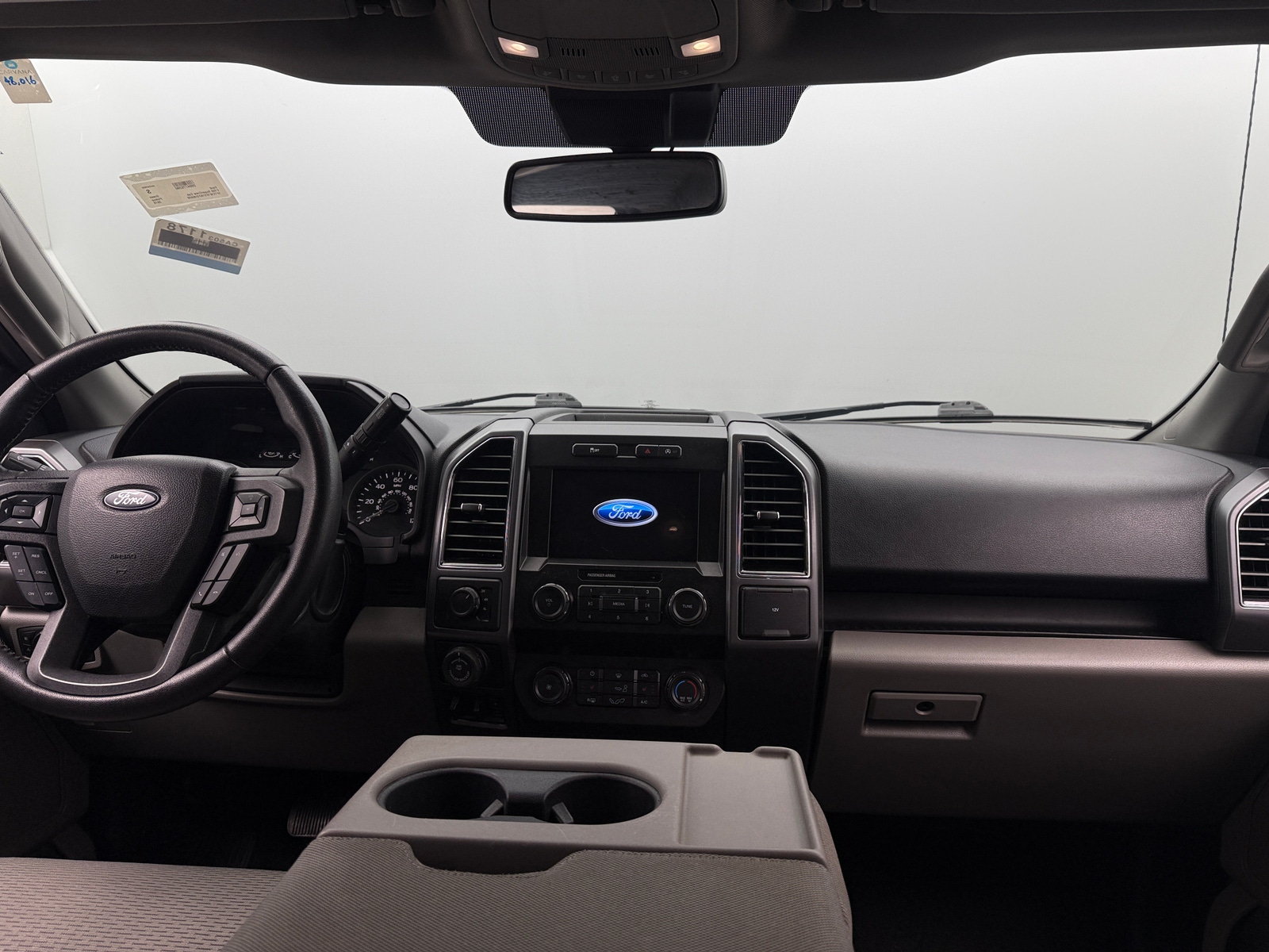 Thumbnail: 2019 Ford Econoline - 3