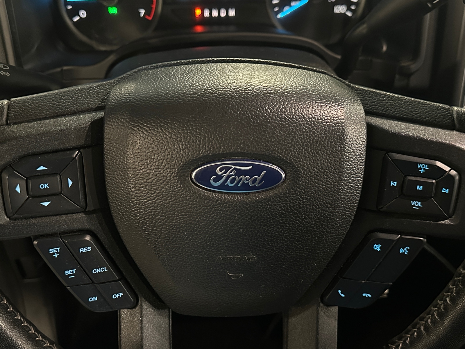 Thumbnail: 2019 Ford Econoline - 5