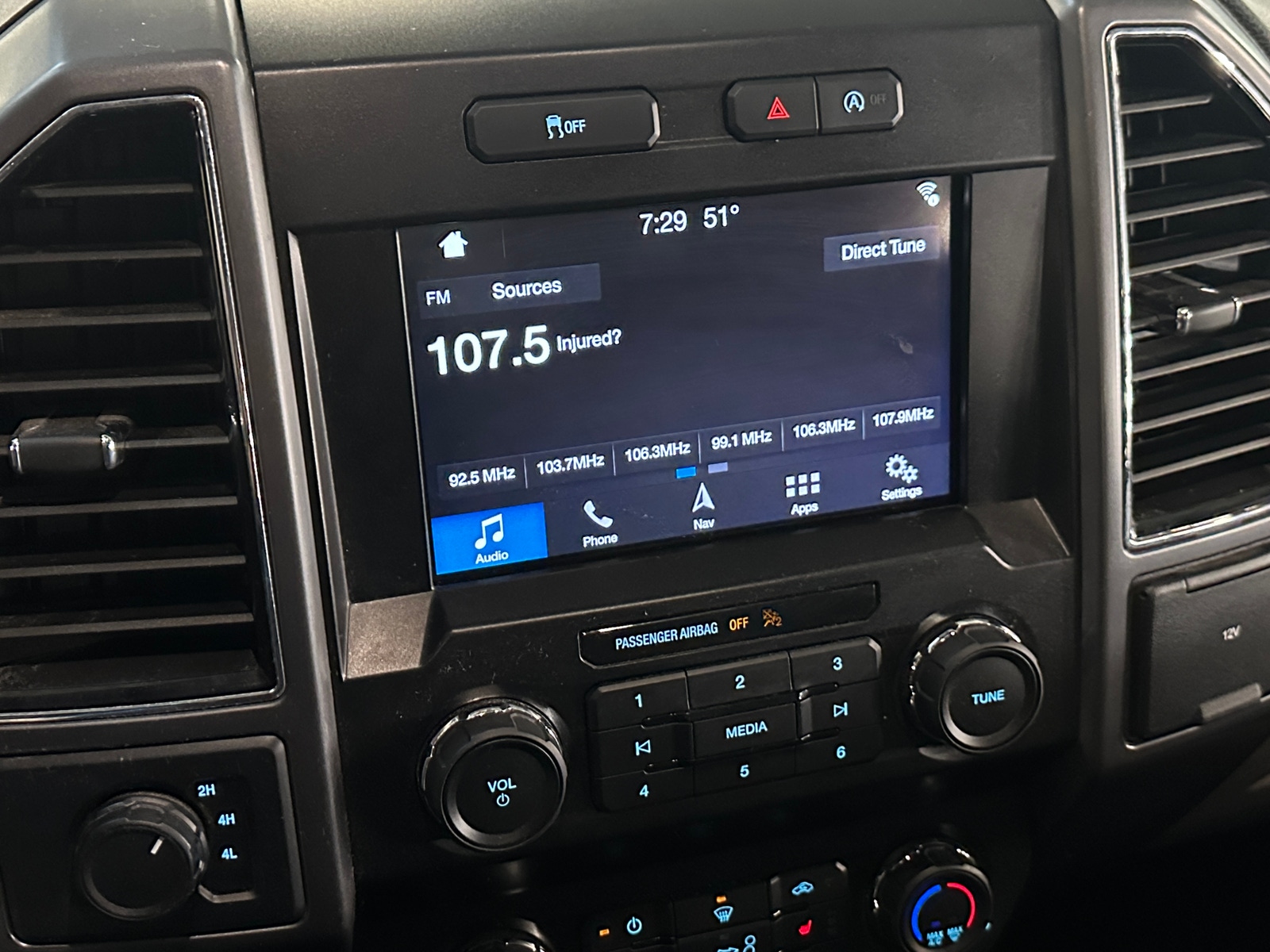 Thumbnail: 2019 Ford Econoline - 4