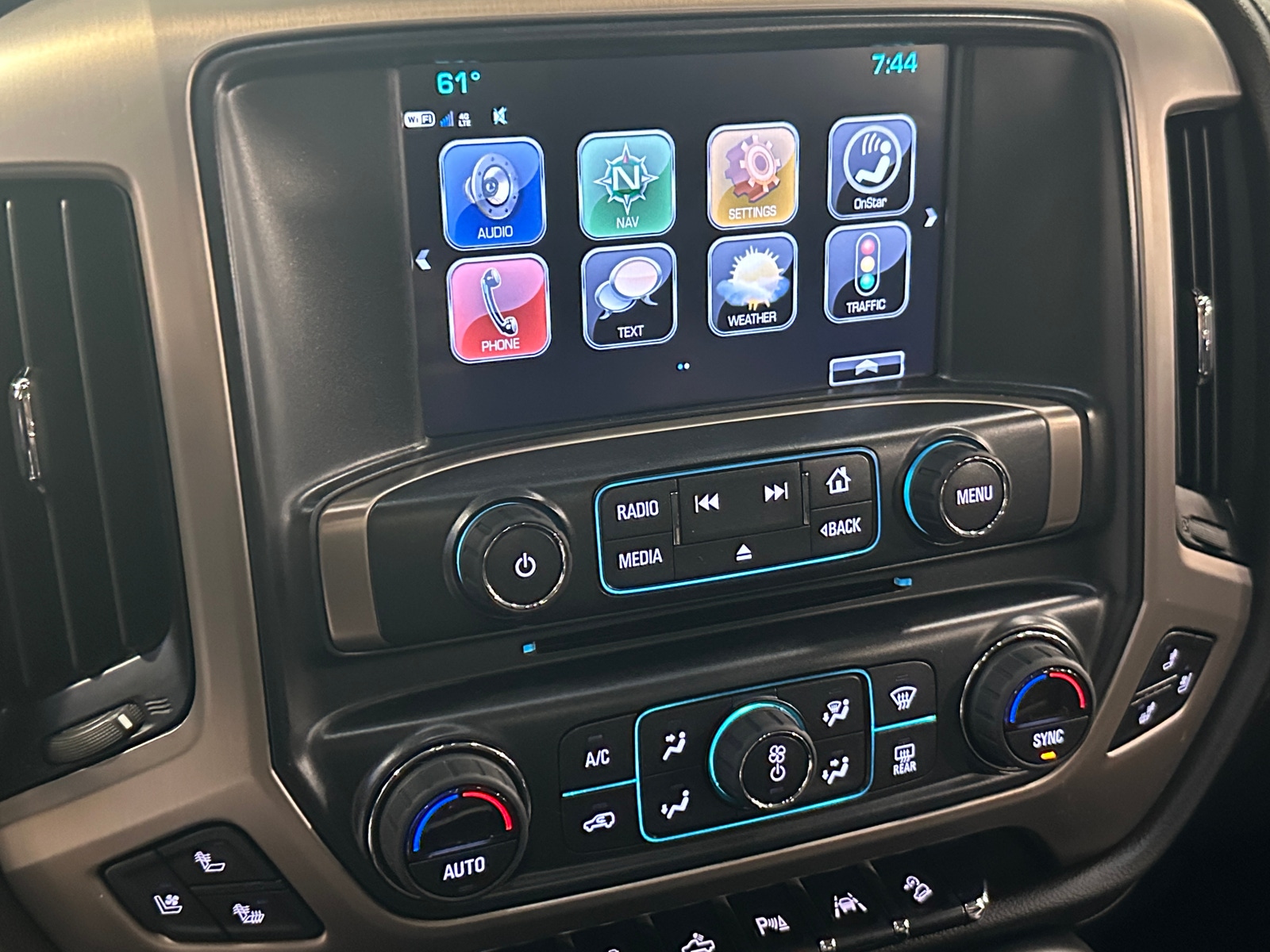 Thumbnail: 2018 GMC Sierra 1500 - 3