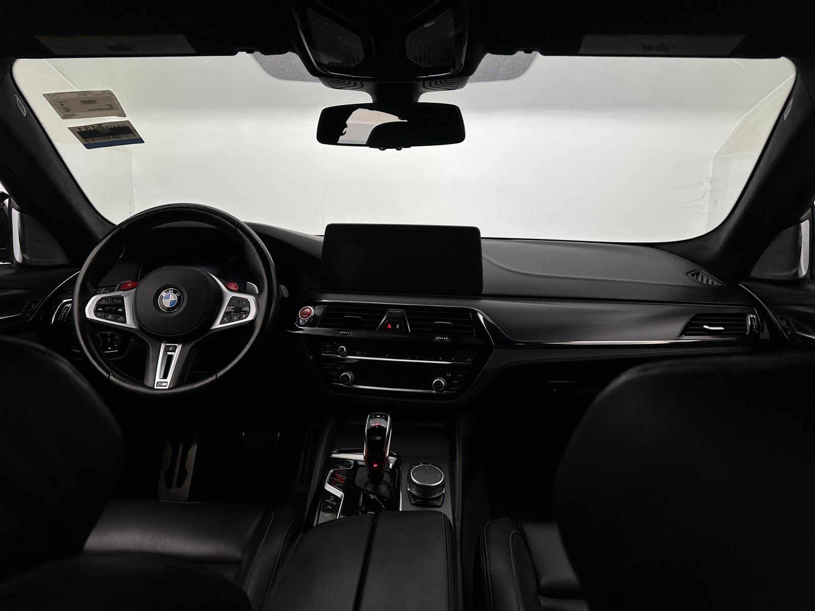 Thumbnail: 2021 BMW M5 - 2