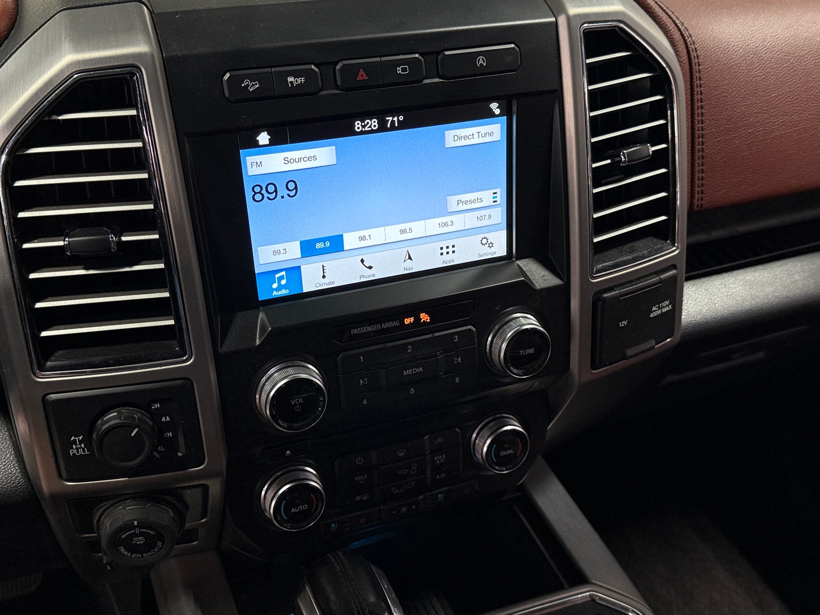 Thumbnail: 2018 Ford Econoline - 3