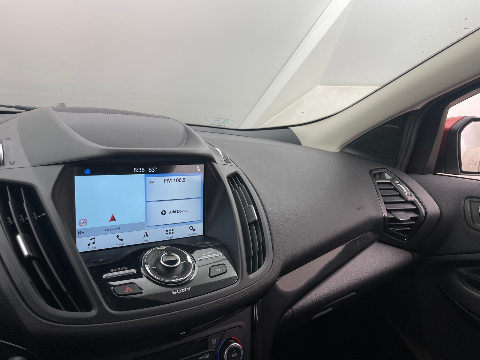 Thumbnail: 2019 Ford Escape - 3