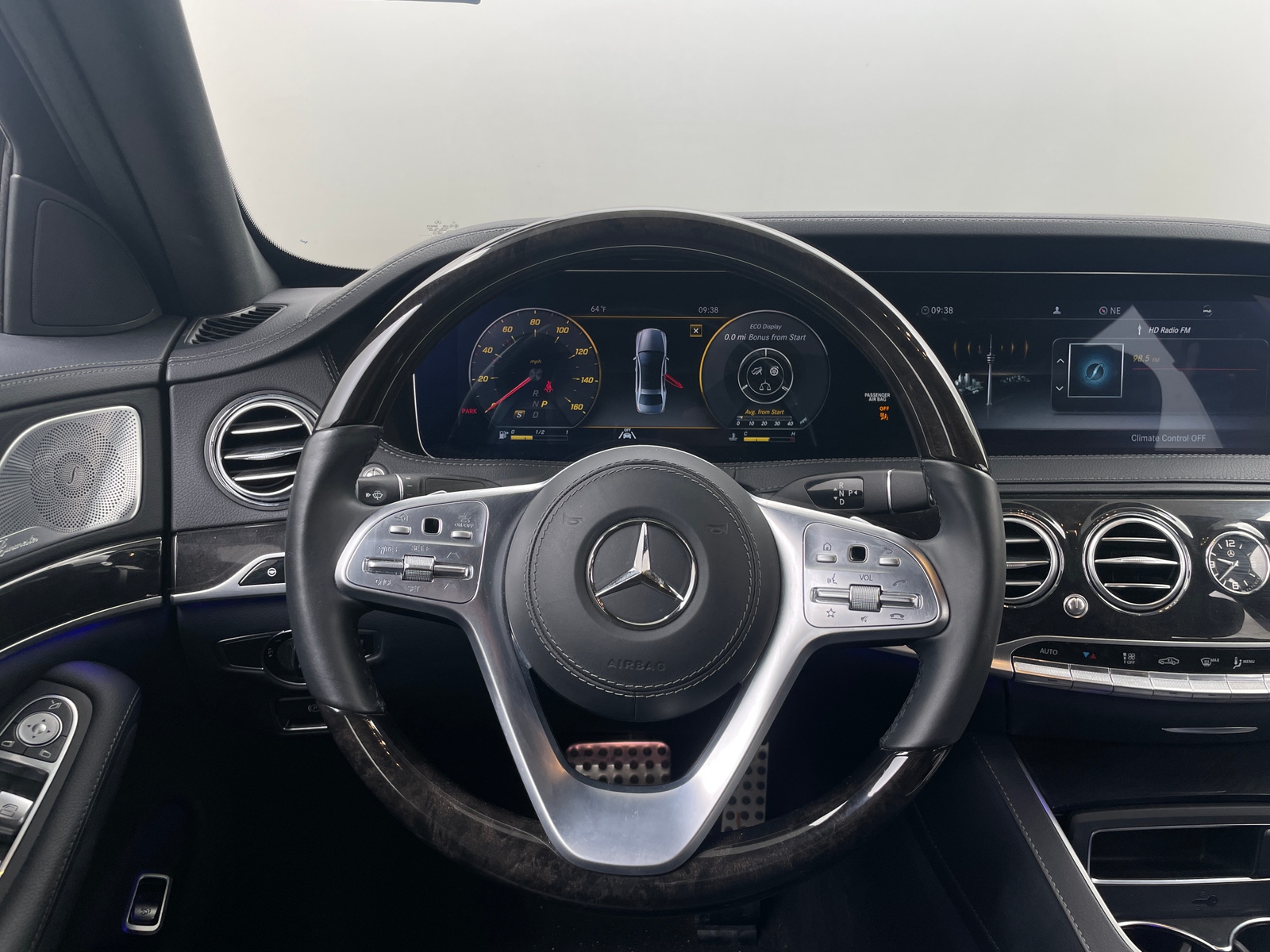 Thumbnail: 2020 Mercedes-Benz S-Class - 4