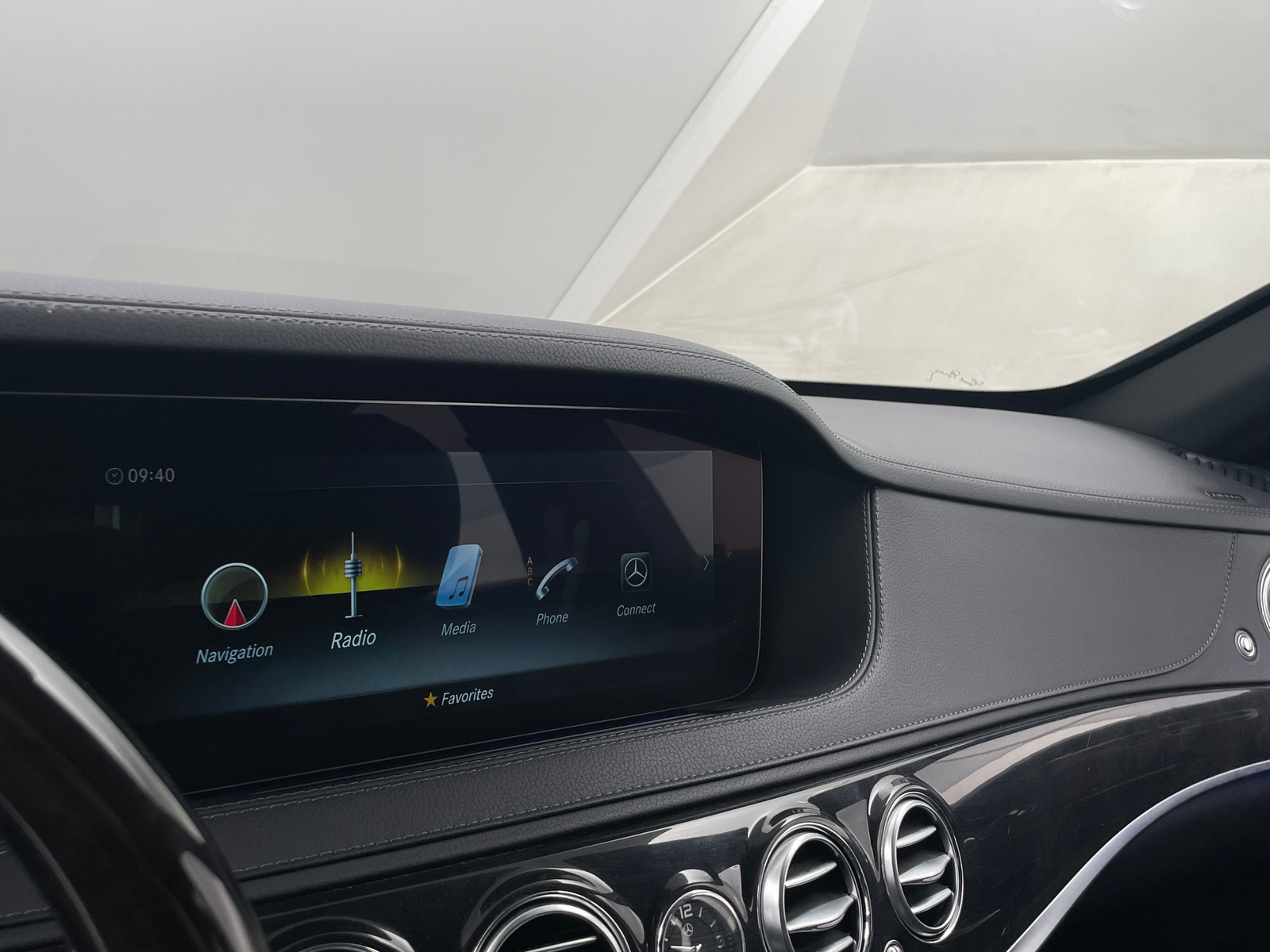Thumbnail: 2020 Mercedes-Benz S-Class - 3