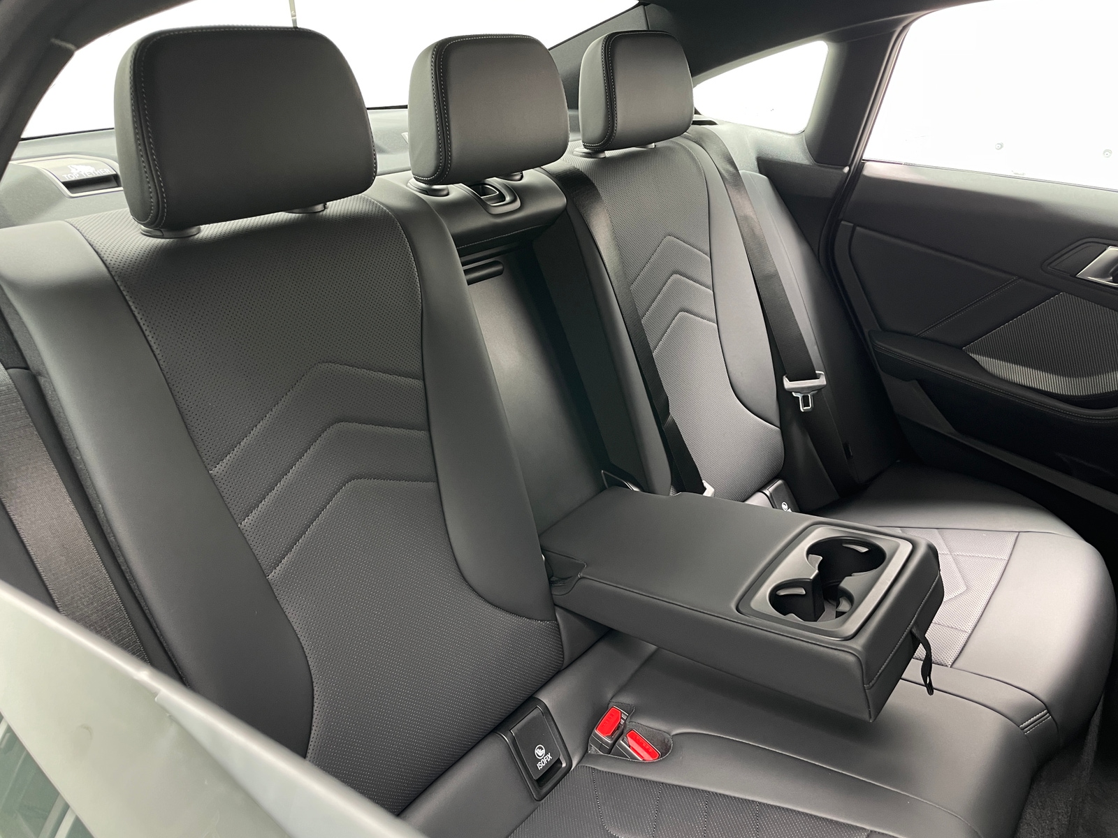 Thumbnail: 2025 BMW 2 Series - 5