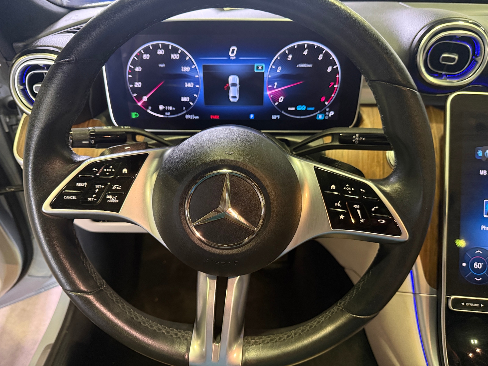 Thumbnail: 2022 Mercedes-Benz C-Class - 4