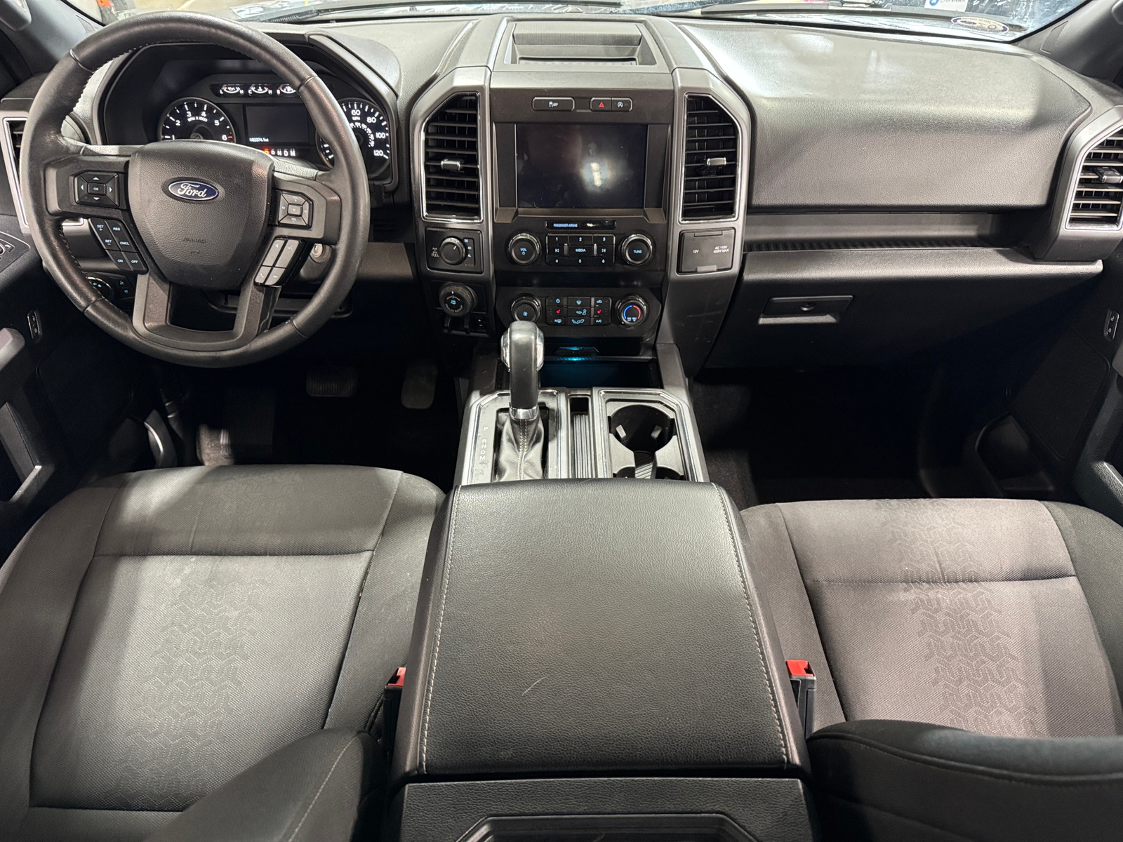 Thumbnail: 2020 Ford Econoline - 3