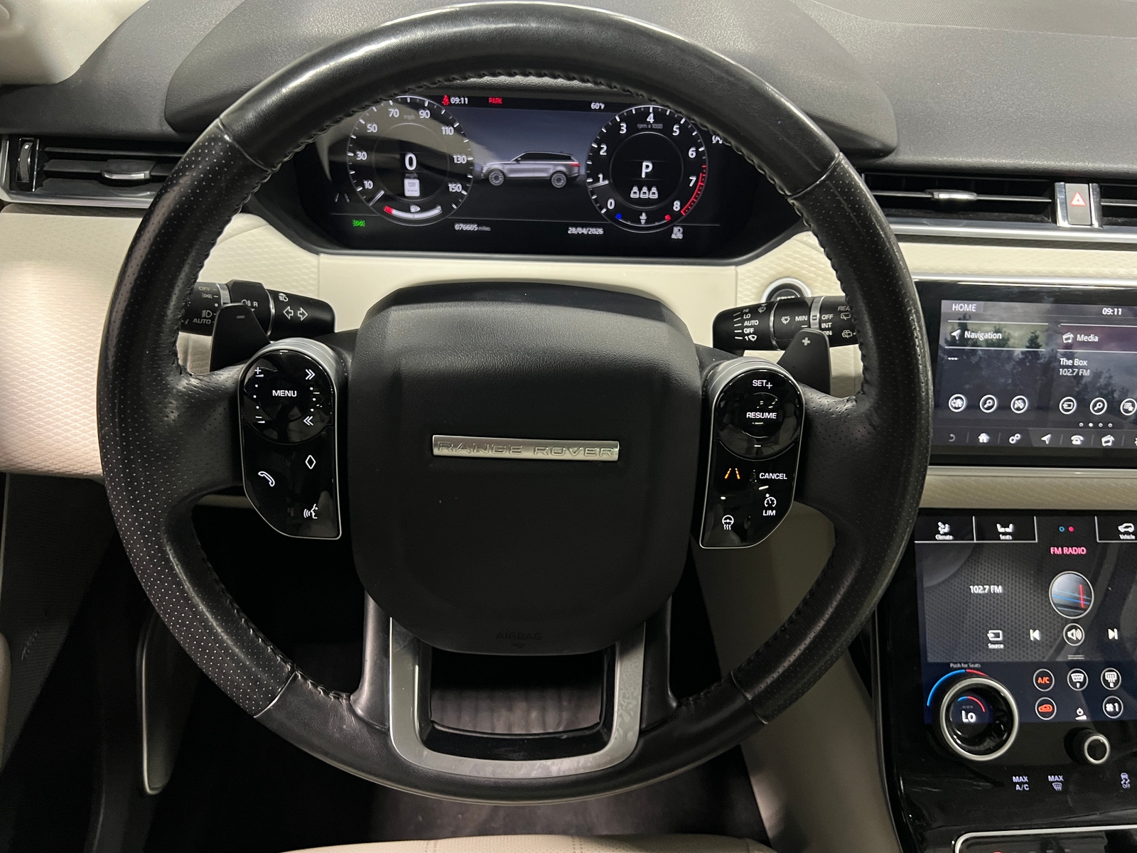 Thumbnail: 2020 Land Rover Range Rover Velar - 4