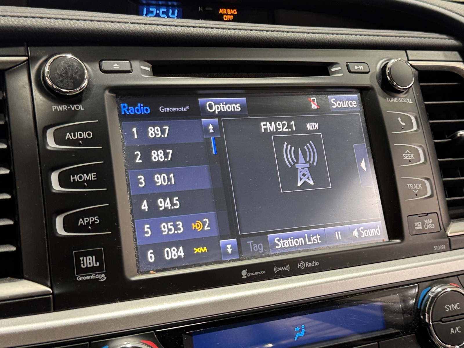 Thumbnail: 2019 Toyota Highlander - 3