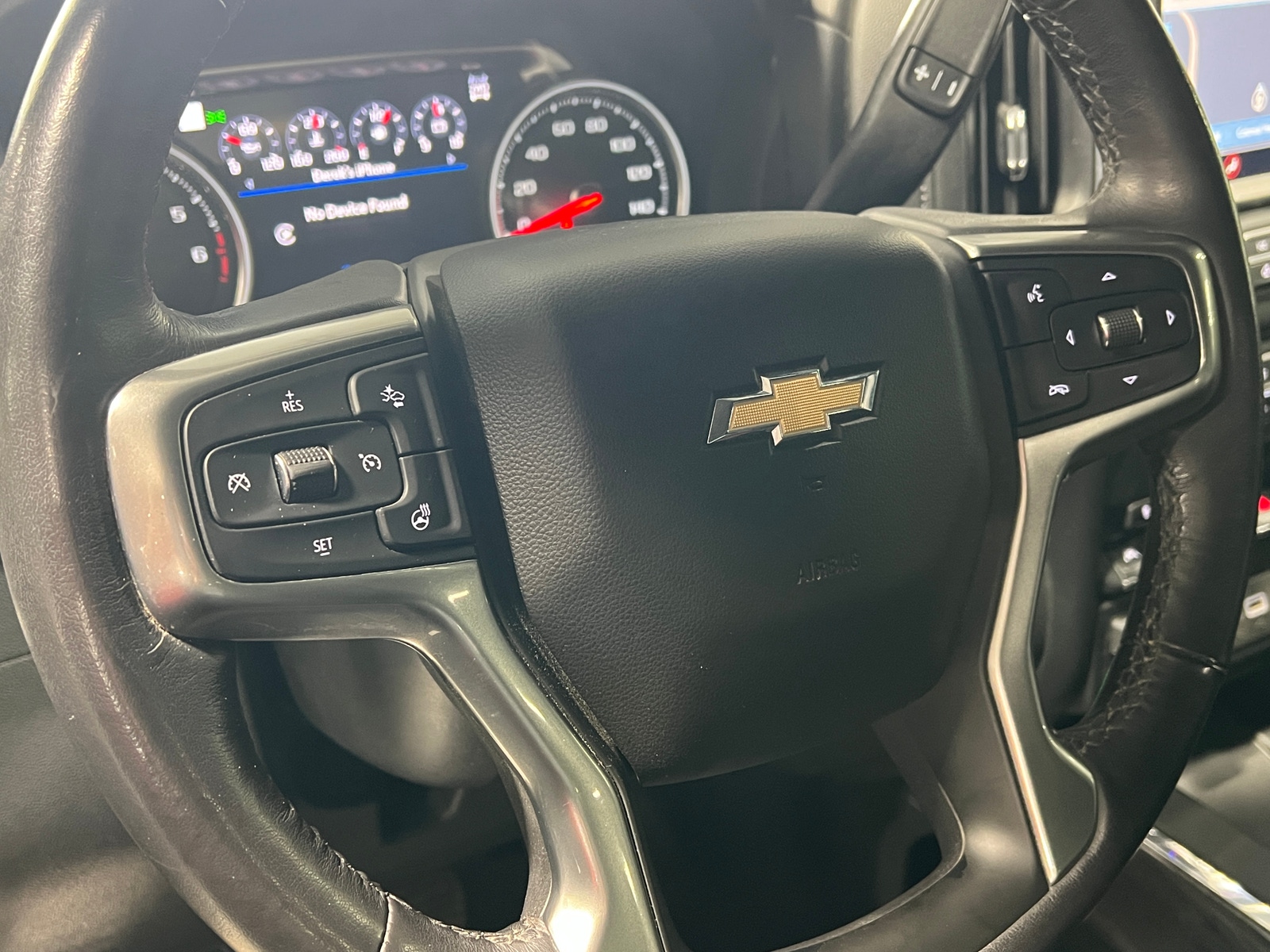 Thumbnail: 2021 Chevrolet Silverado 1500 - 4