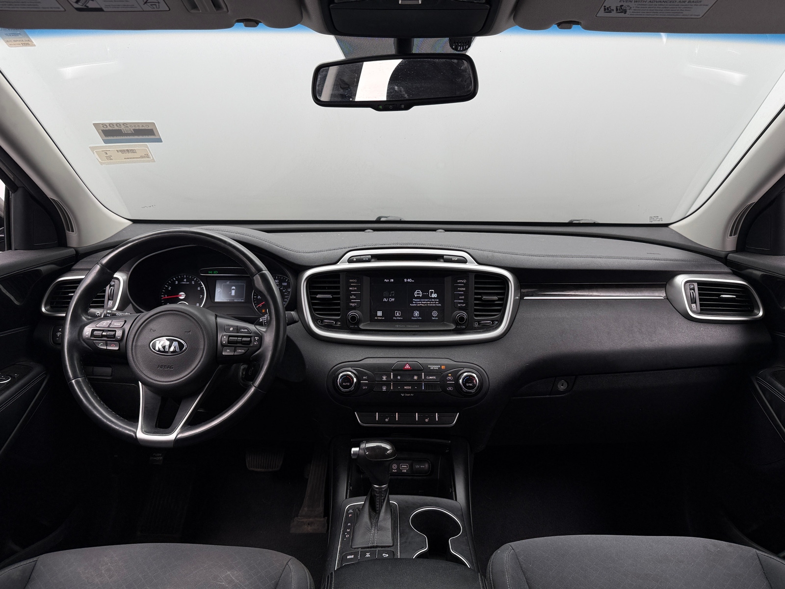 Thumbnail: 2017 Kia Sorento - 3