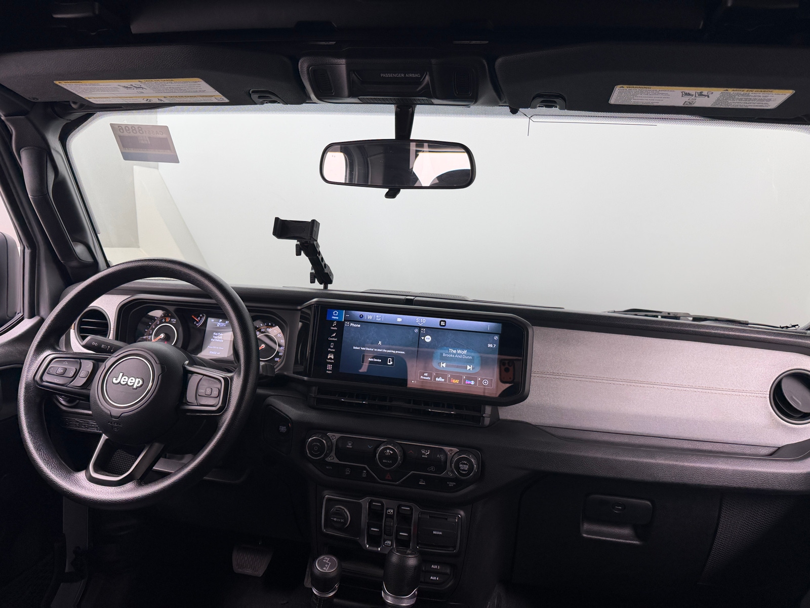 Thumbnail: 2024 Jeep Gladiator - 3
