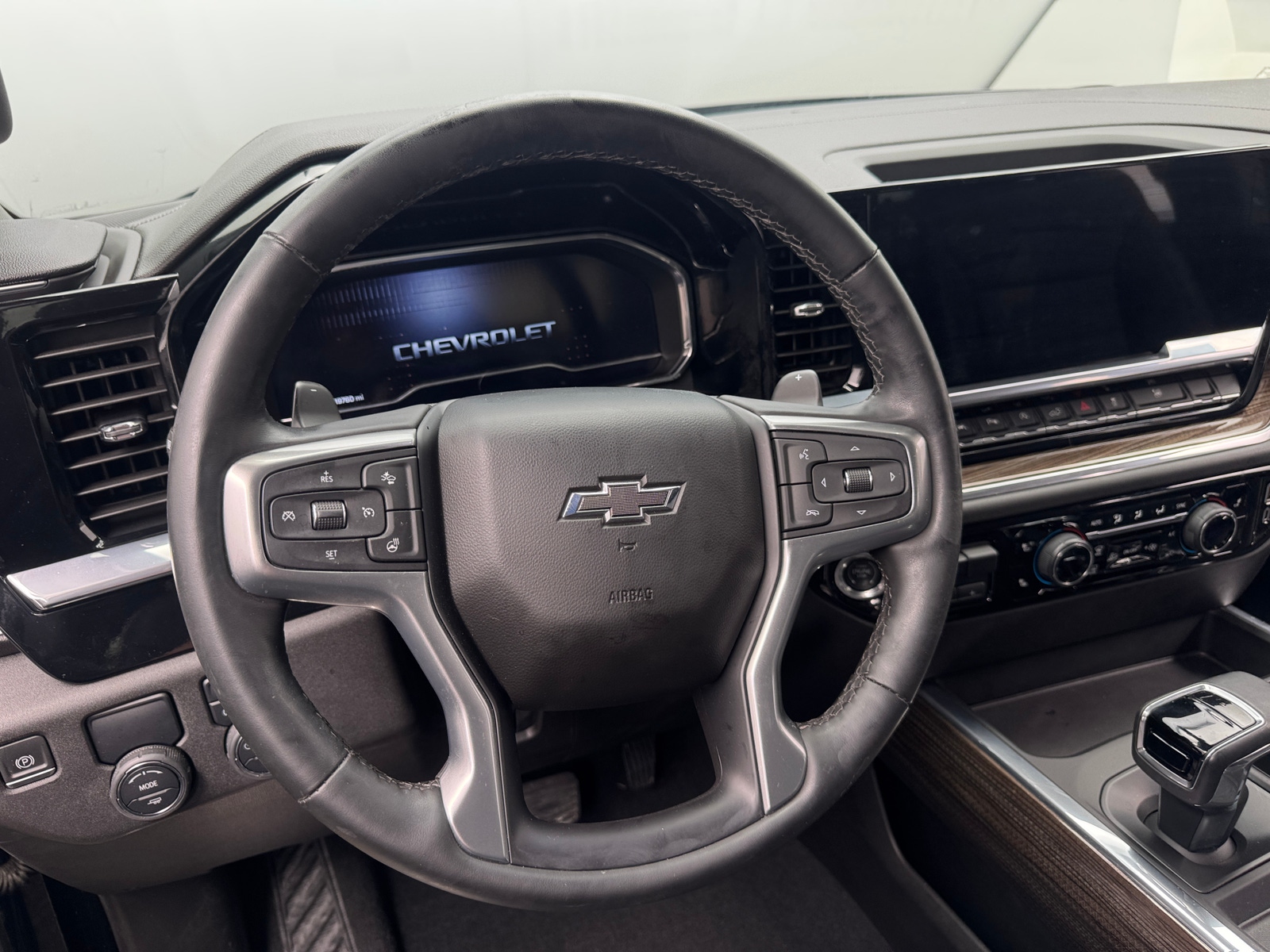 Thumbnail: 2024 Chevrolet Silverado 1500 - 5