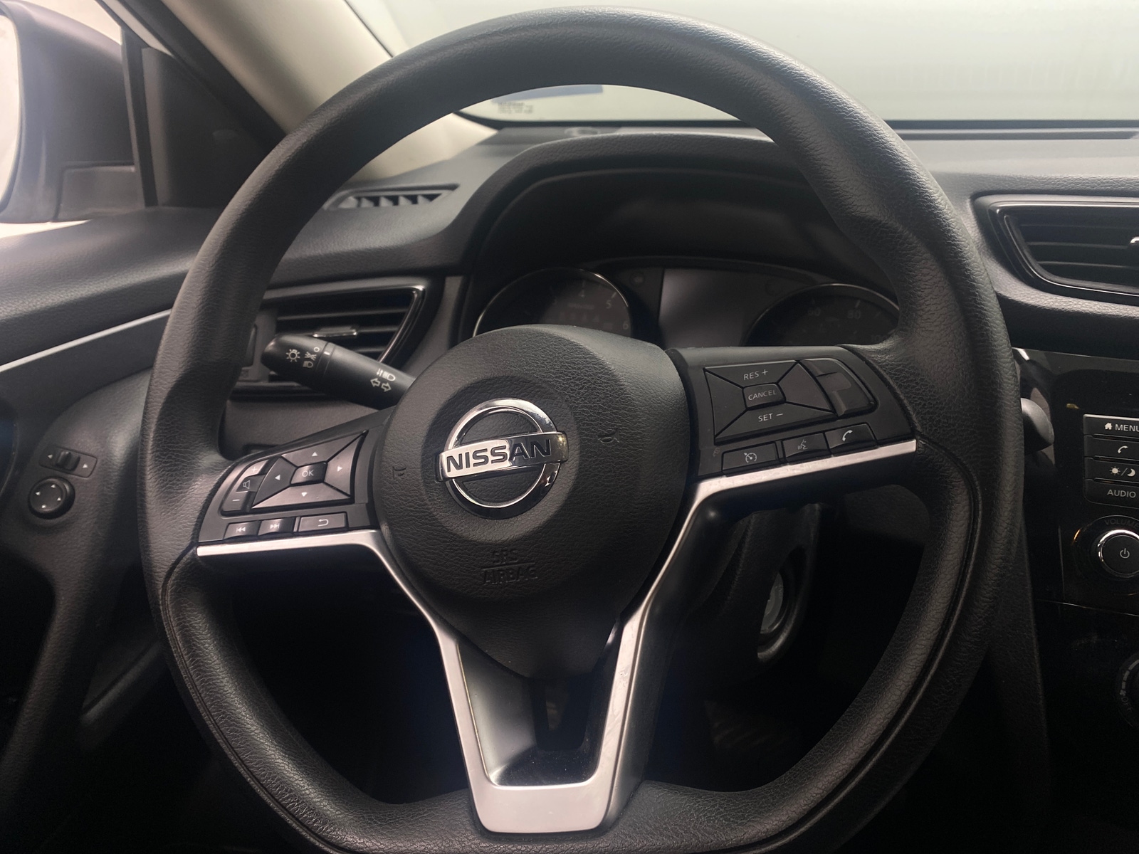 Thumbnail: 2018 Nissan Rogue - 5