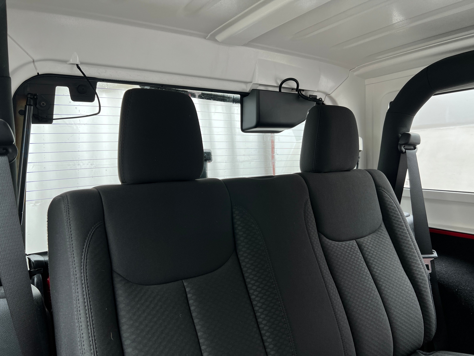 Thumbnail: 2017 Jeep Wrangler - 6