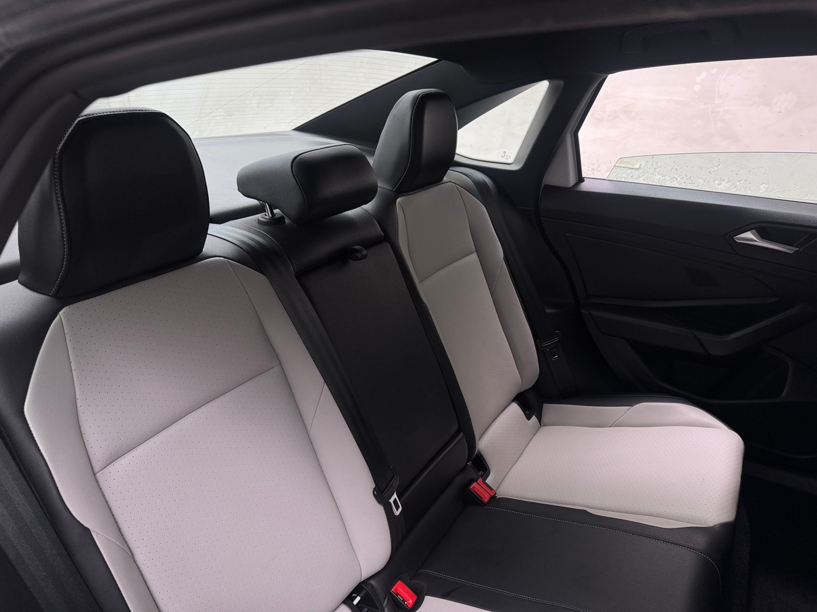 Thumbnail: 2019 Volkswagen Jetta - 6