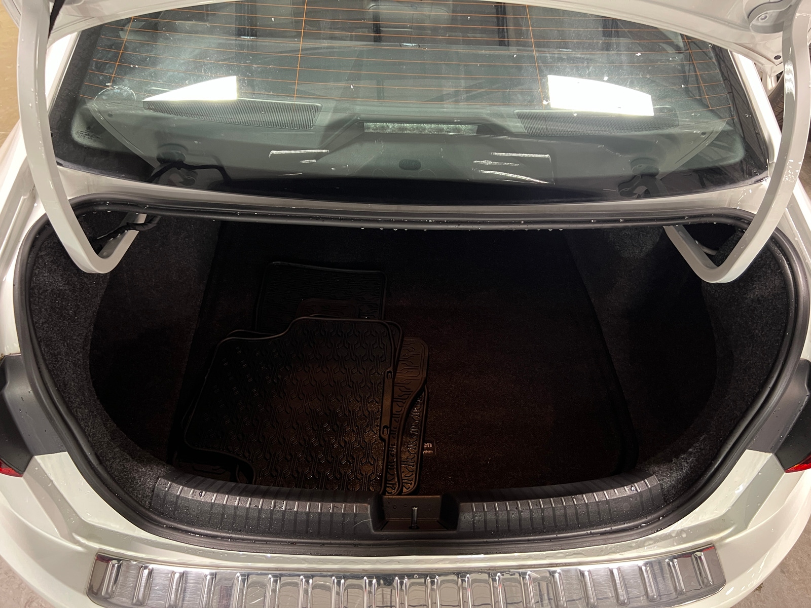 Thumbnail: 2019 Volkswagen Jetta - 7