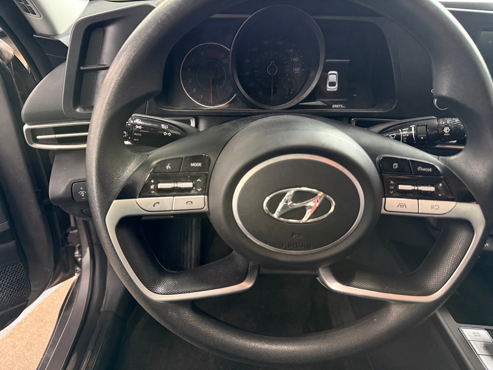 Thumbnail: 2022 Hyundai Elantra - 5