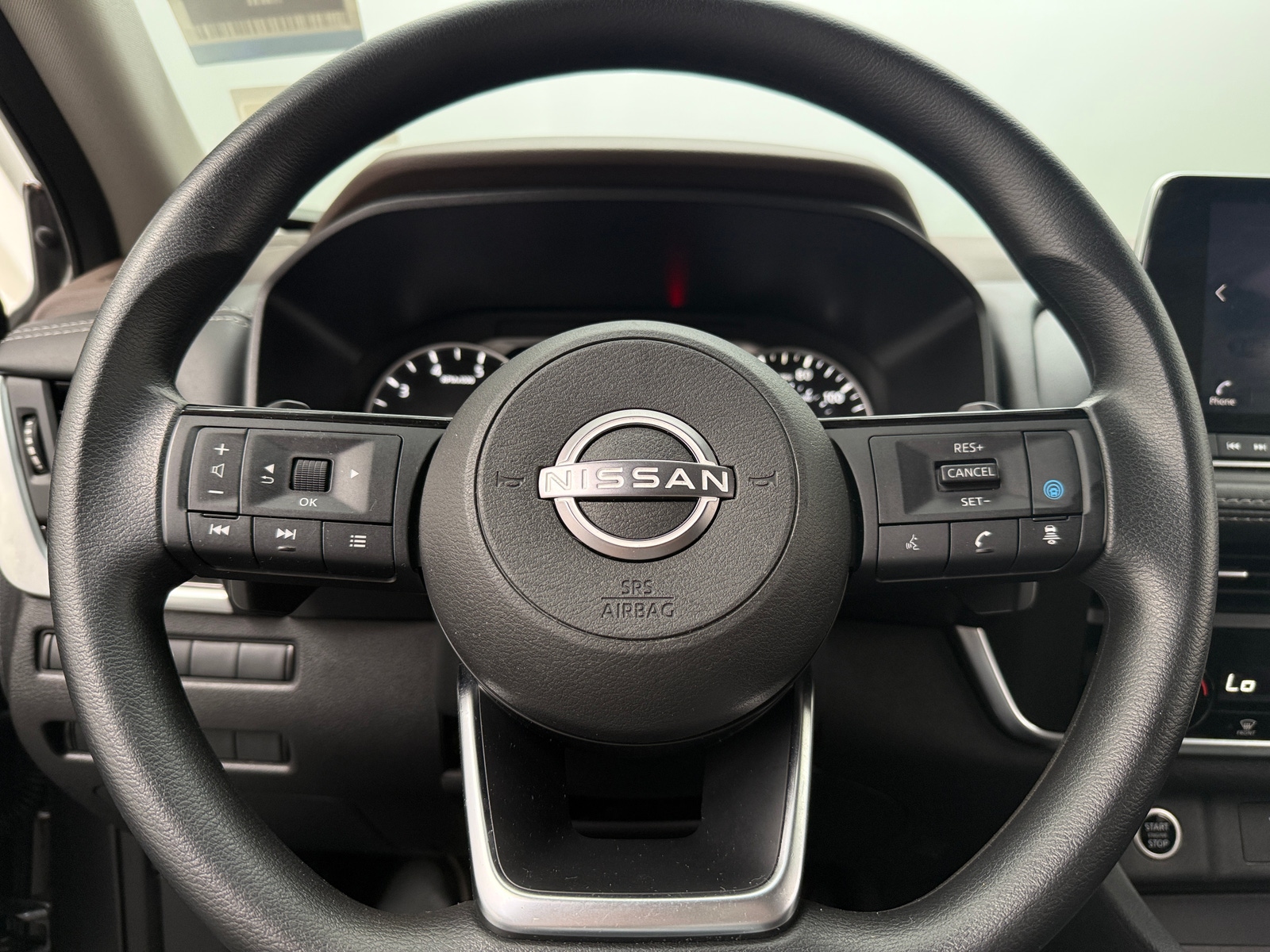 Thumbnail: 2023 Nissan Rogue - 5