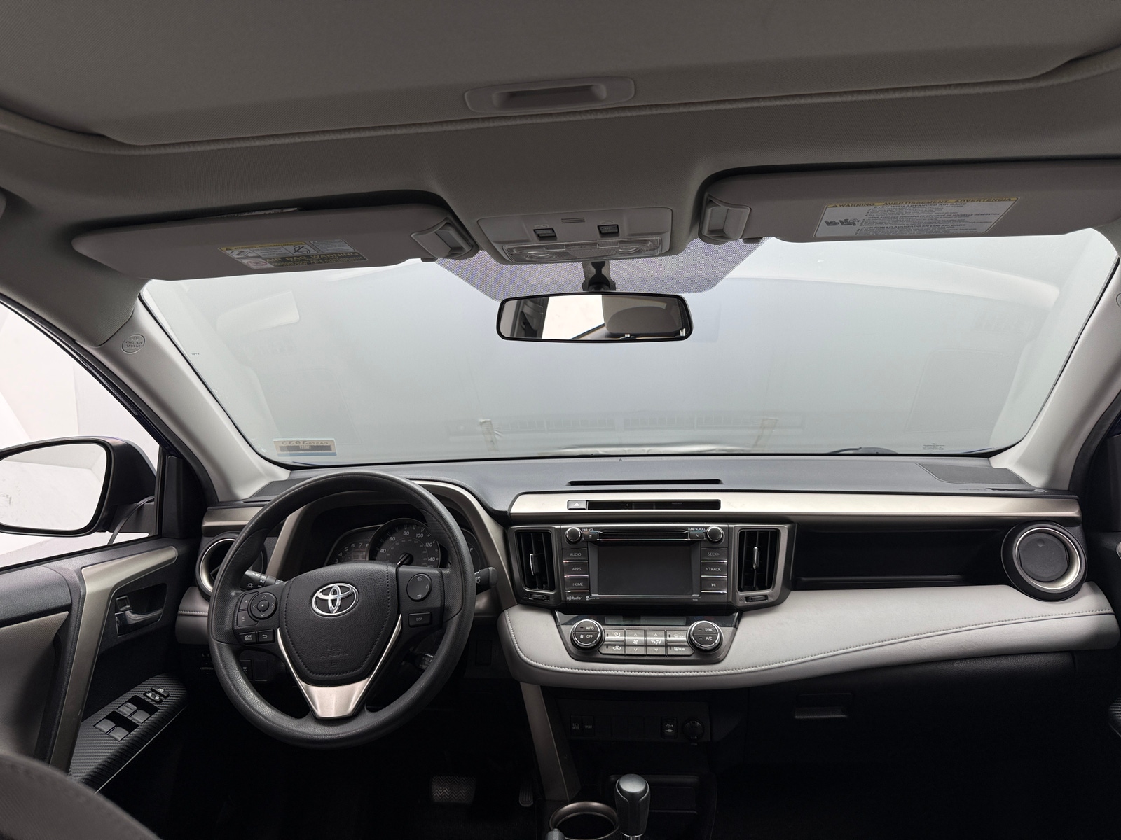Thumbnail: 2015 Toyota RAV4 - 3