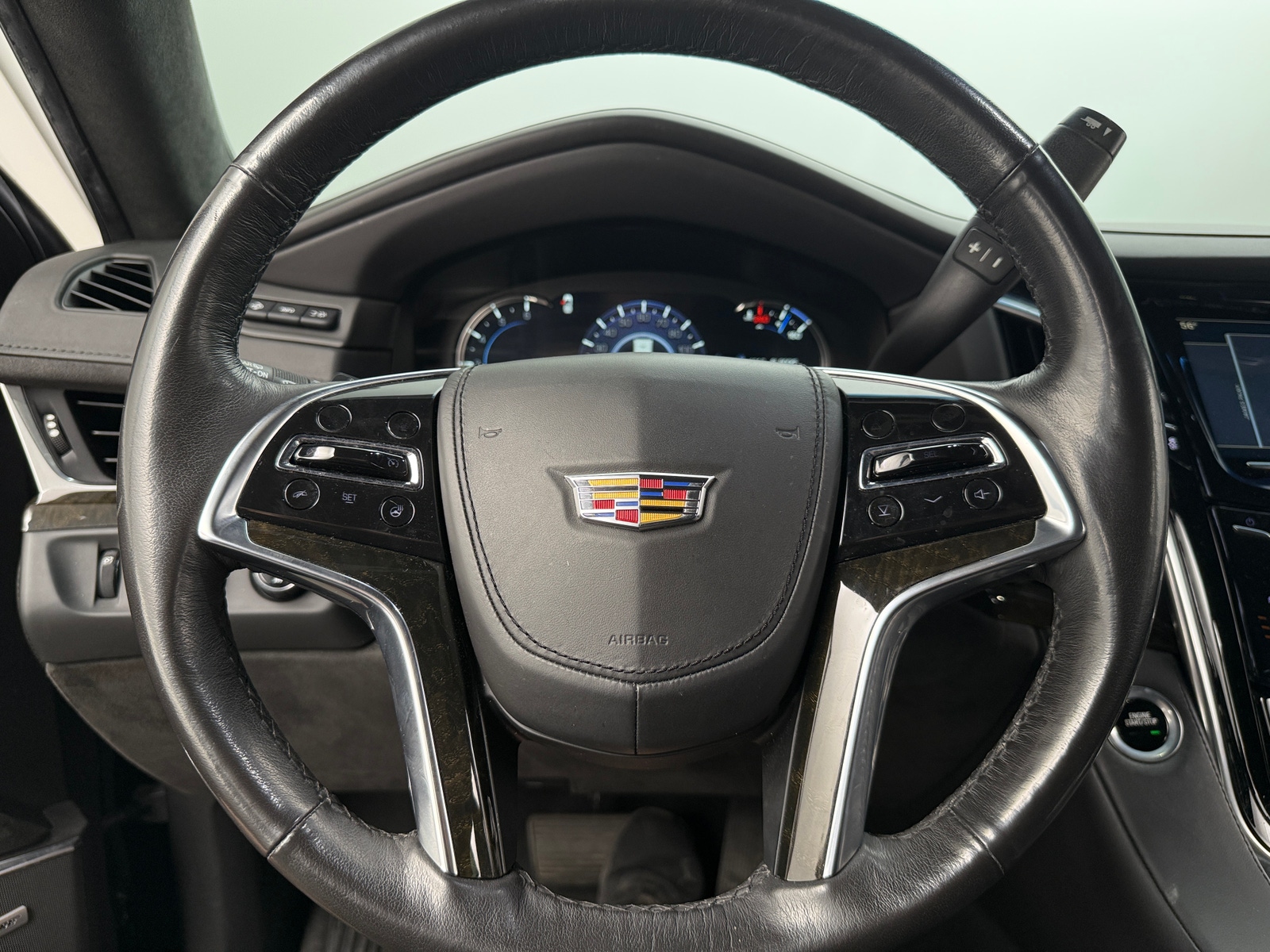 Thumbnail: 2019 Cadillac Escalade - 4
