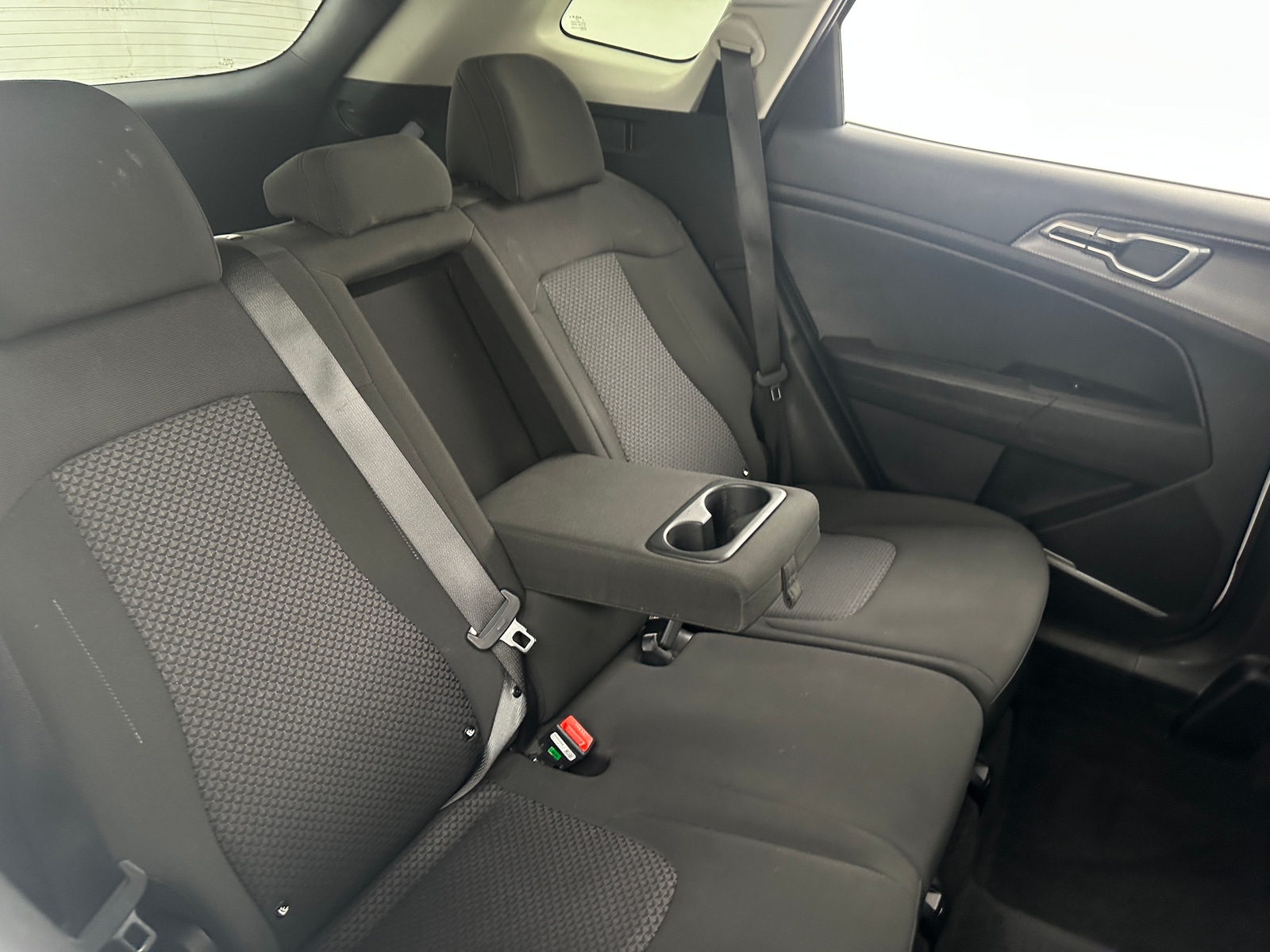 Thumbnail: 2025 Kia Sportage - 6