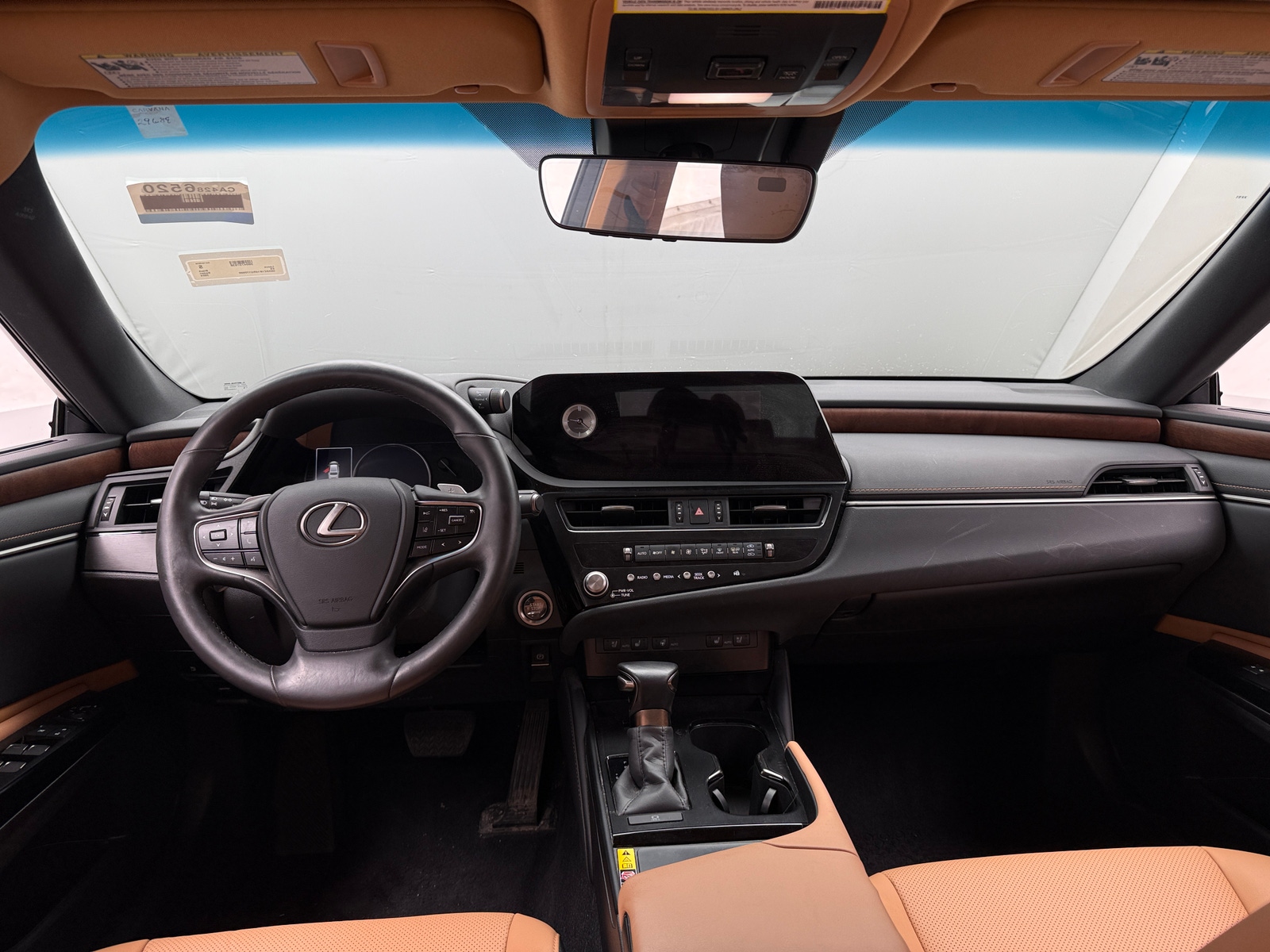 Thumbnail: 2024 Lexus ES - 2