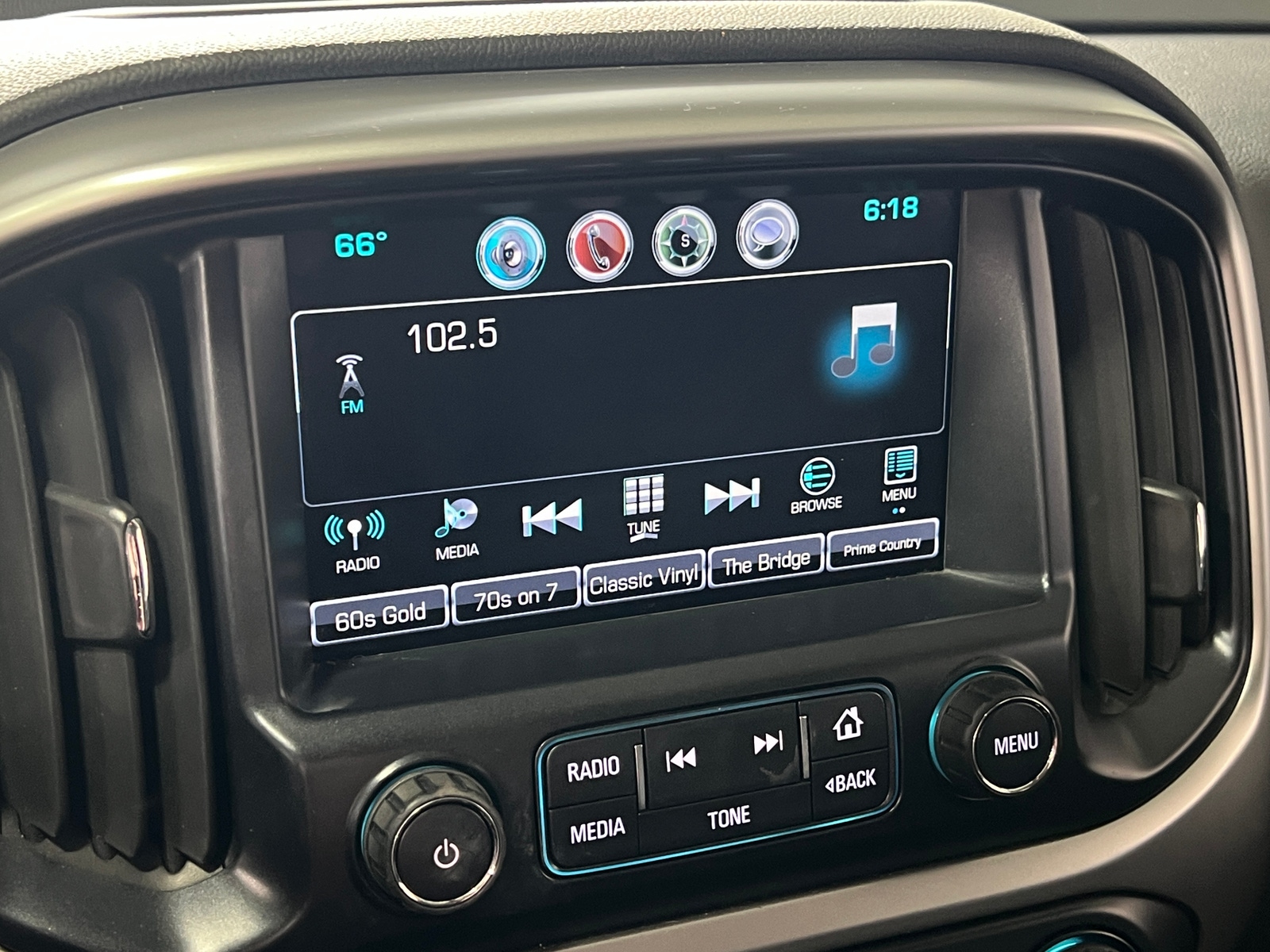 Thumbnail: 2018 Chevrolet Colorado - 4