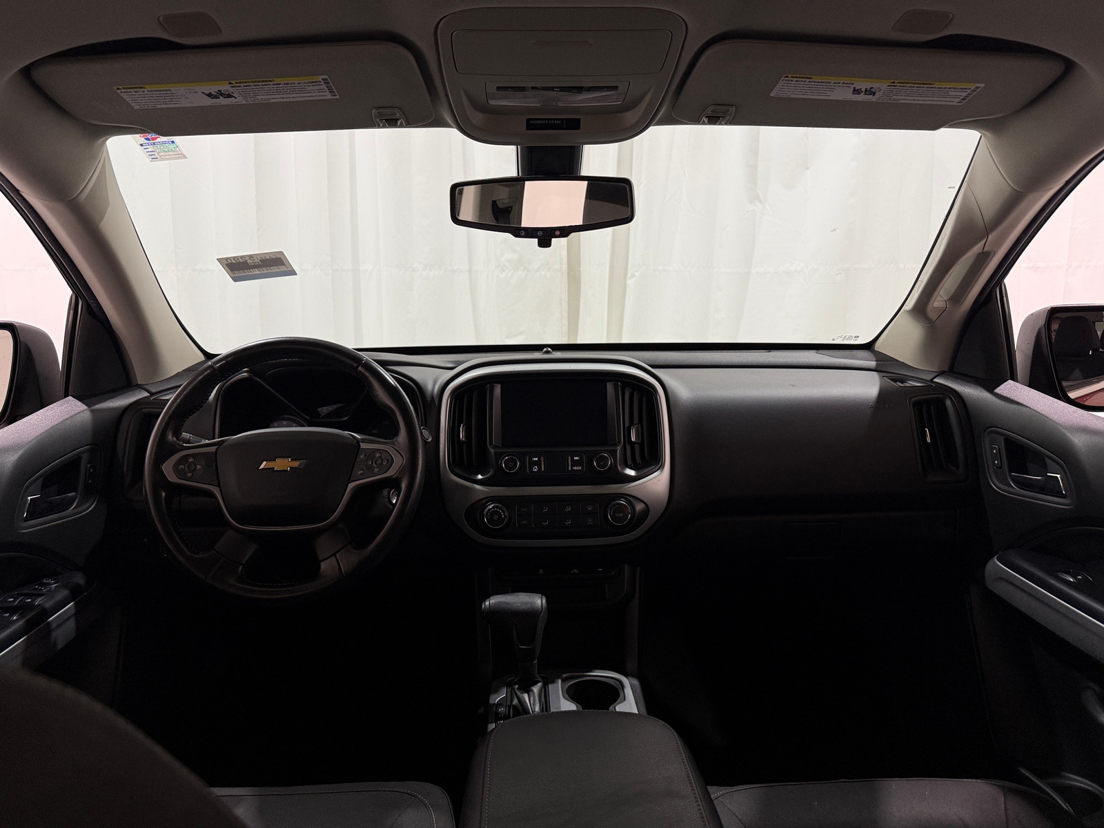 Thumbnail: 2020 Chevrolet Colorado - 3