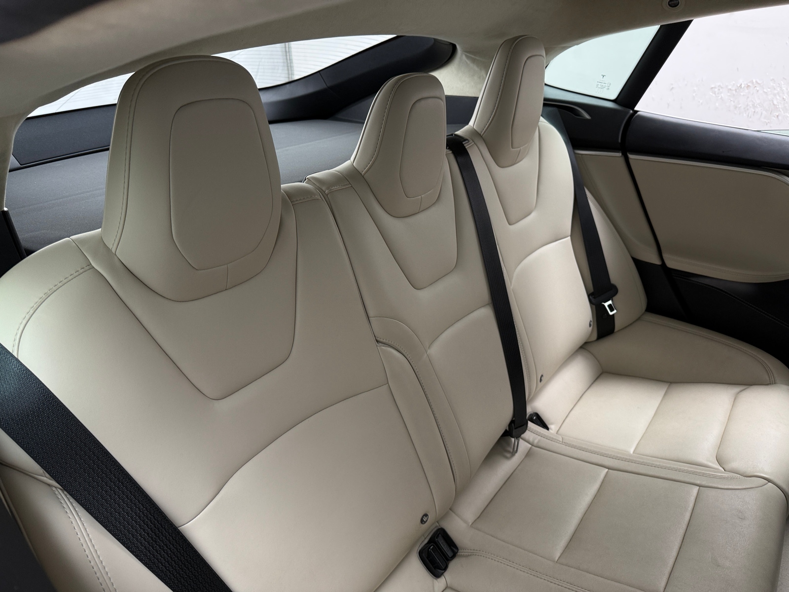 Thumbnail: 2017 Tesla Model S - 5