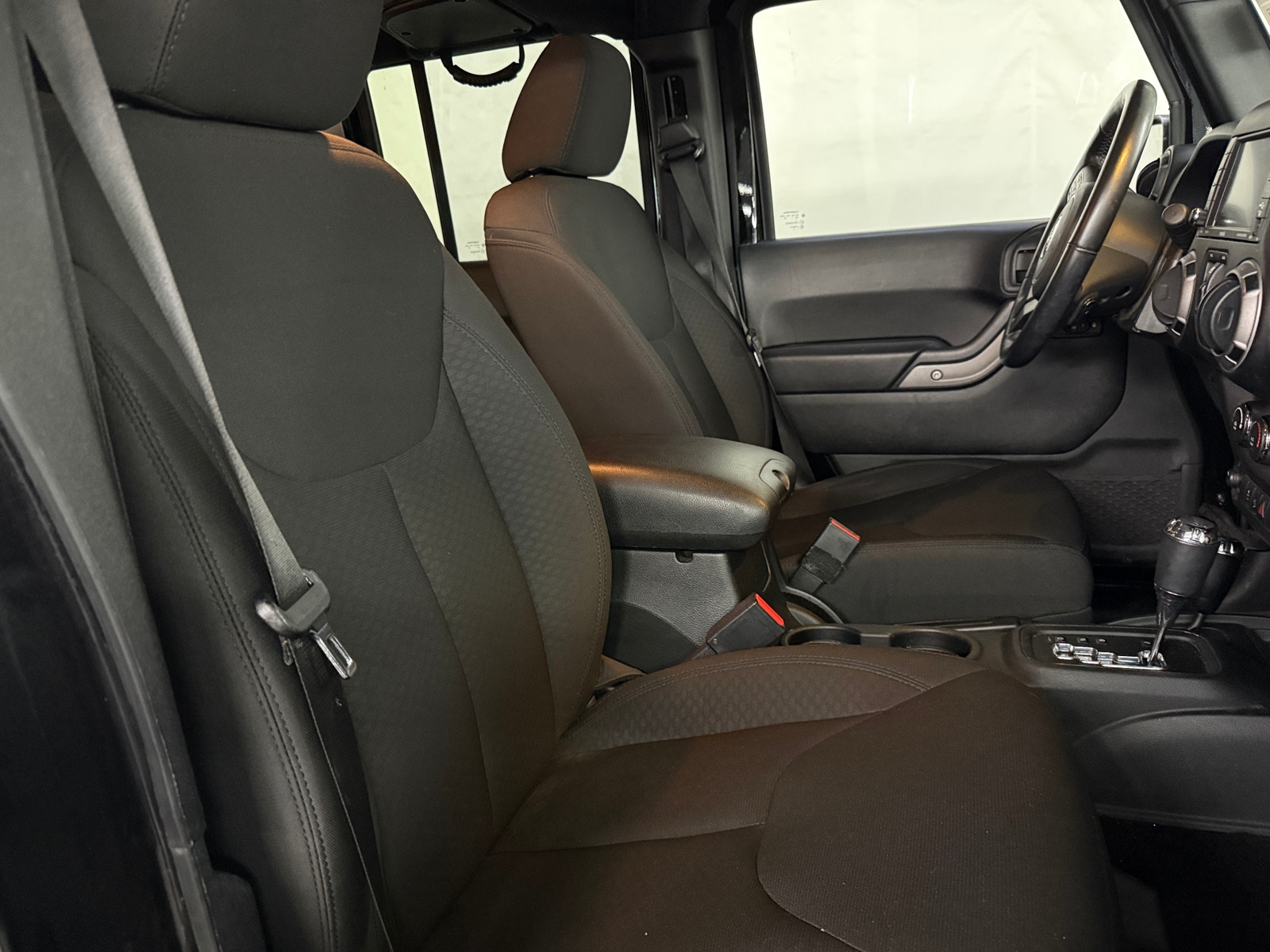 Thumbnail: 2017 Jeep Wrangler - 2