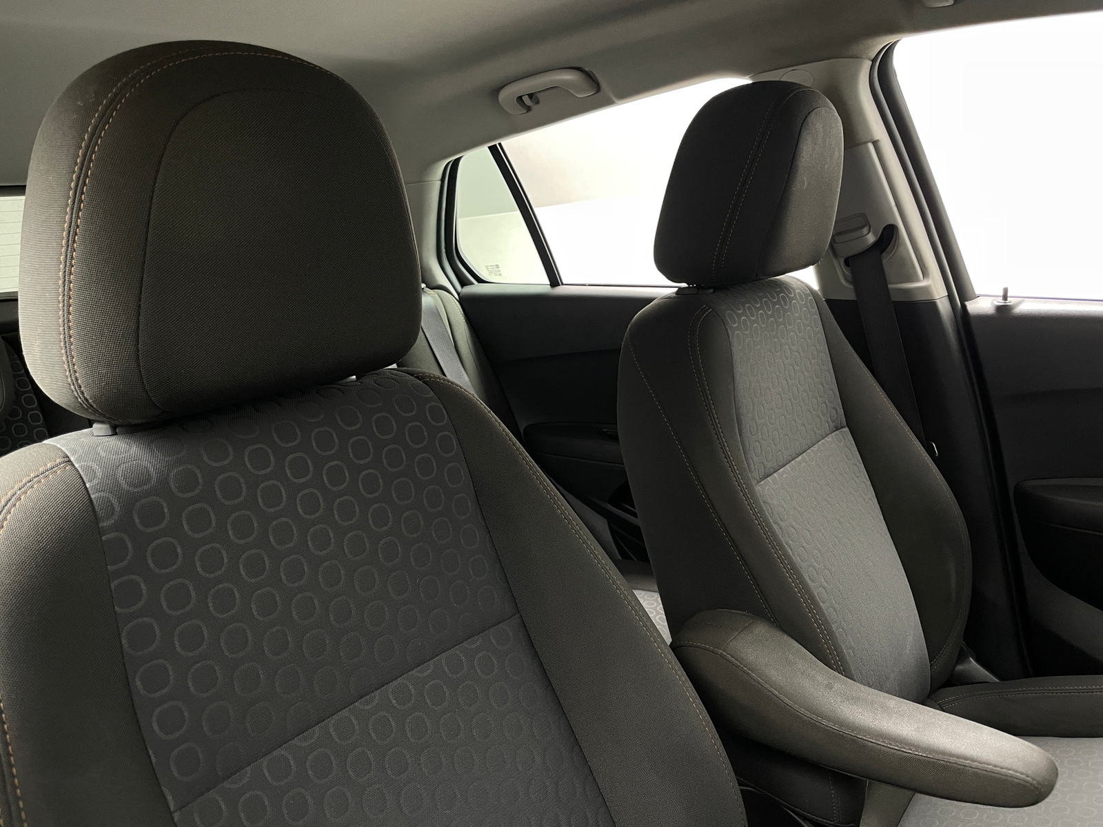 Thumbnail: 2020 Chevrolet Trax - 2