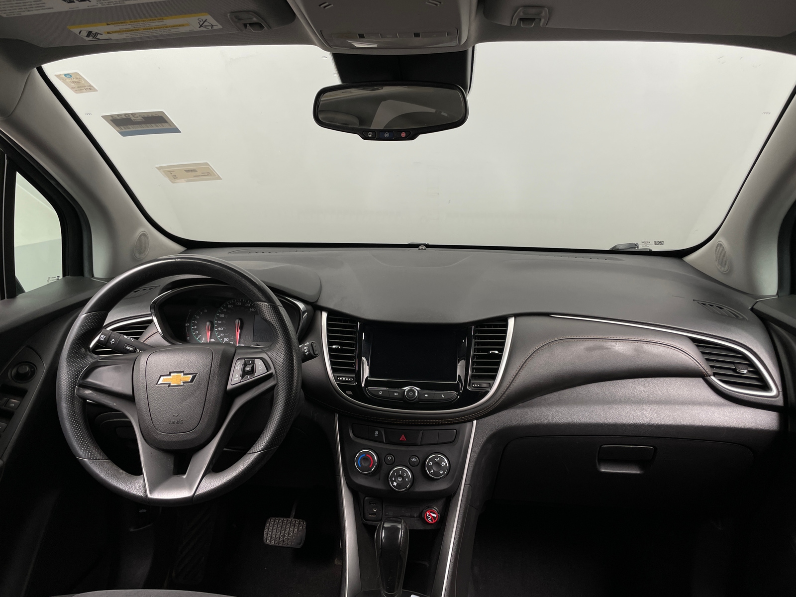 Thumbnail: 2020 Chevrolet Trax - 3