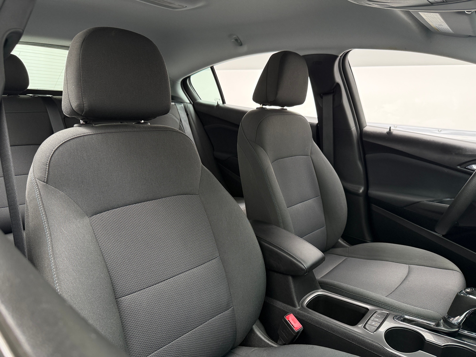 Thumbnail: 2019 Chevrolet Cruze - 2