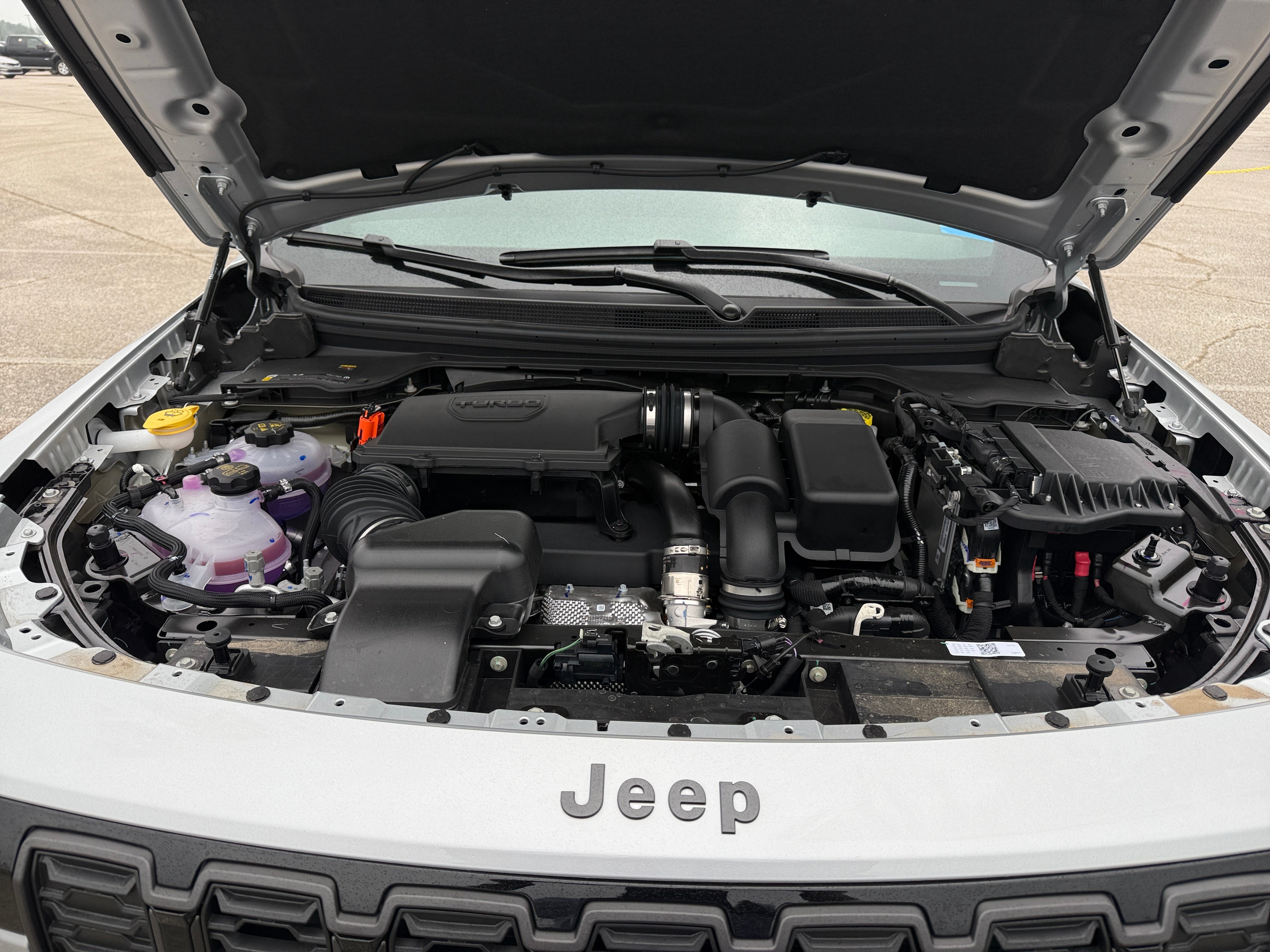 2026 Jeep Cherokee Laredo - Photo 3