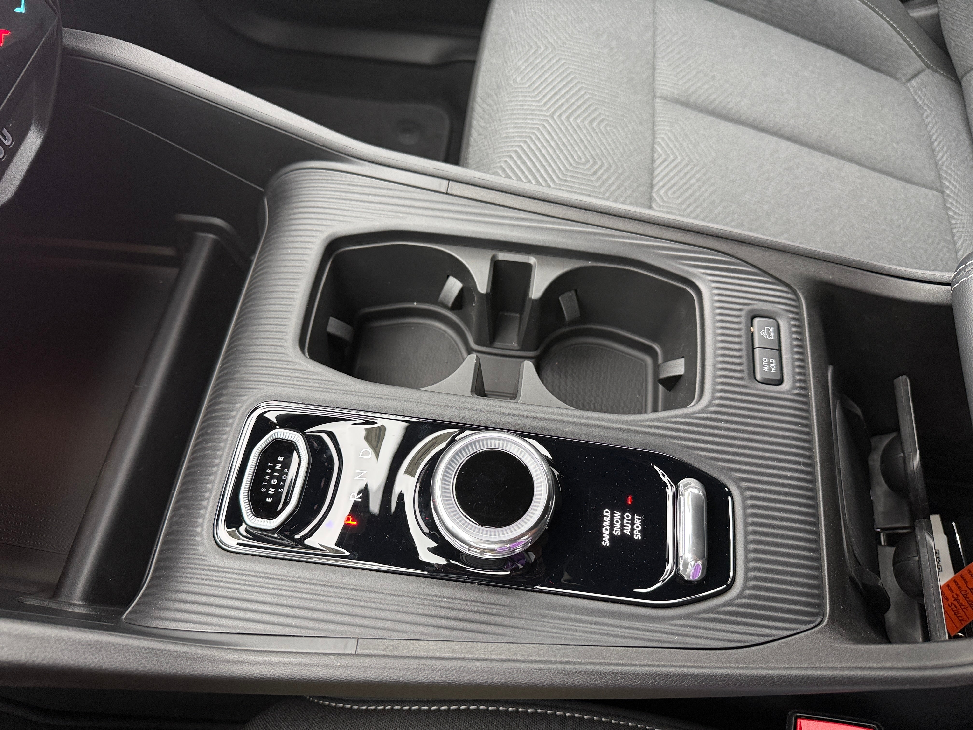 2026 Jeep Cherokee Laredo - Photo 8