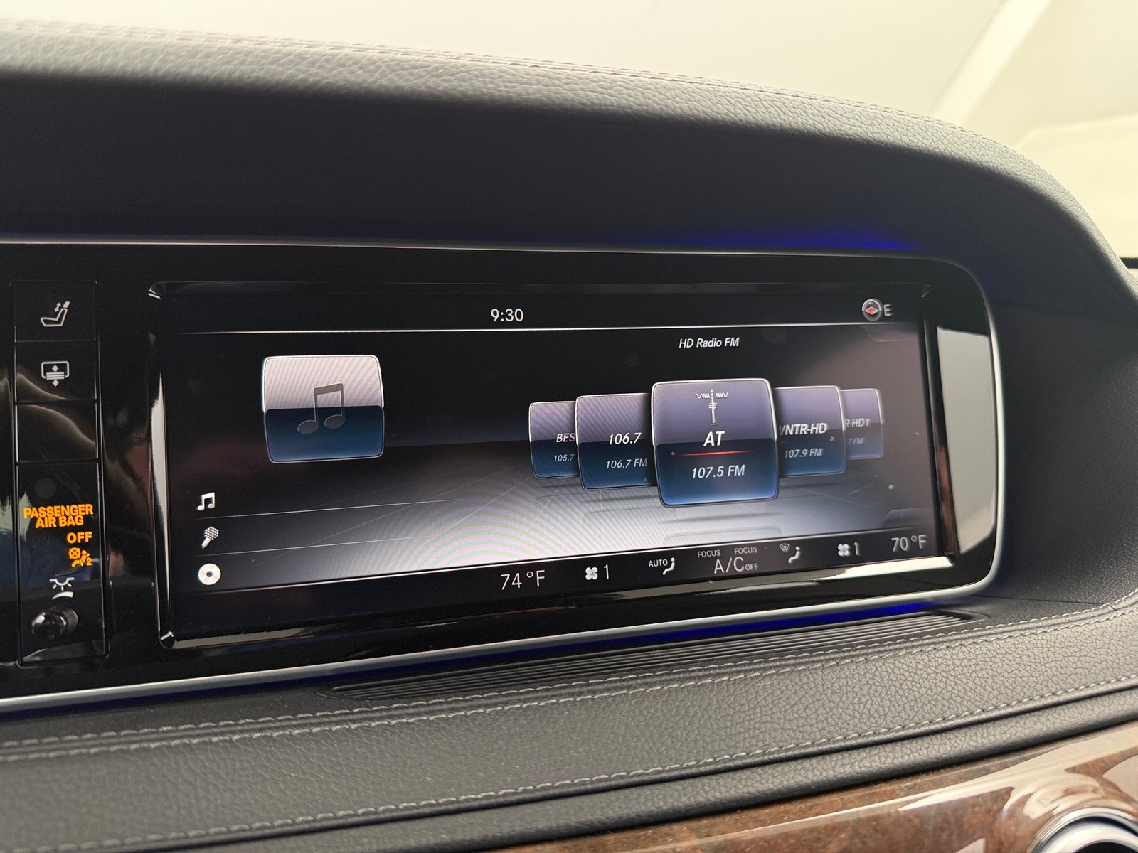 Thumbnail: 2015 Mercedes-Benz S-Class - 3