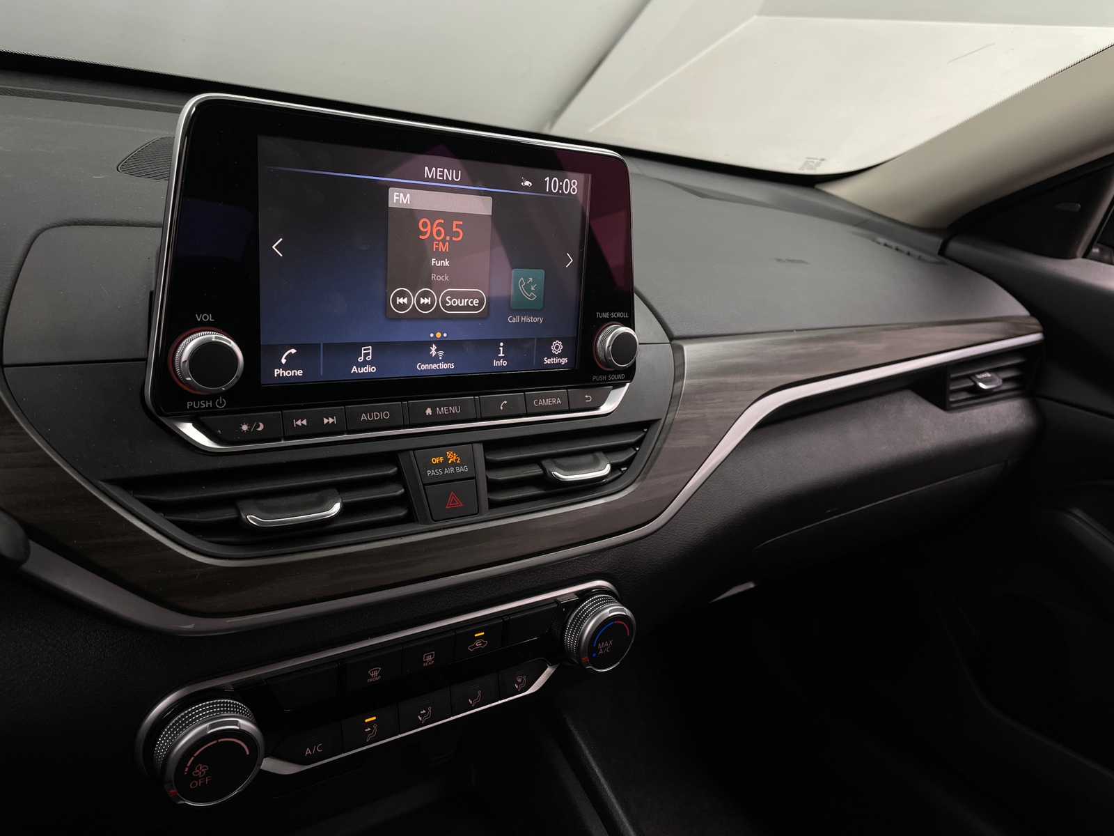 Thumbnail: 2025 Nissan Altima - 4