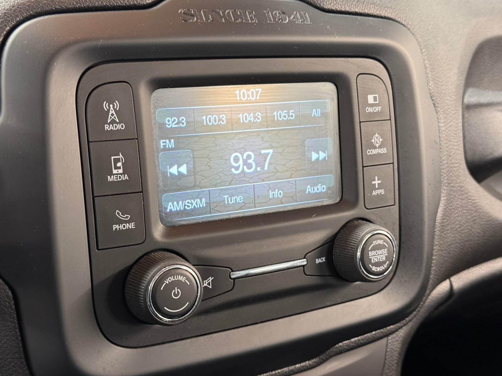 Thumbnail: 2017 Jeep Renegade - 4