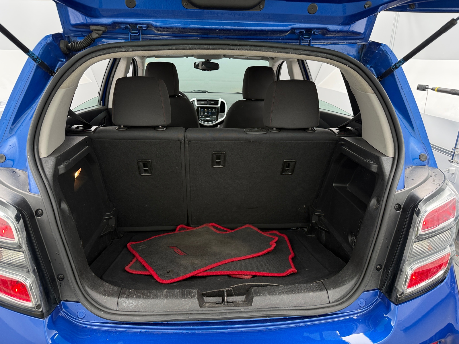 Thumbnail: 2018 Chevrolet Sonic - 7
