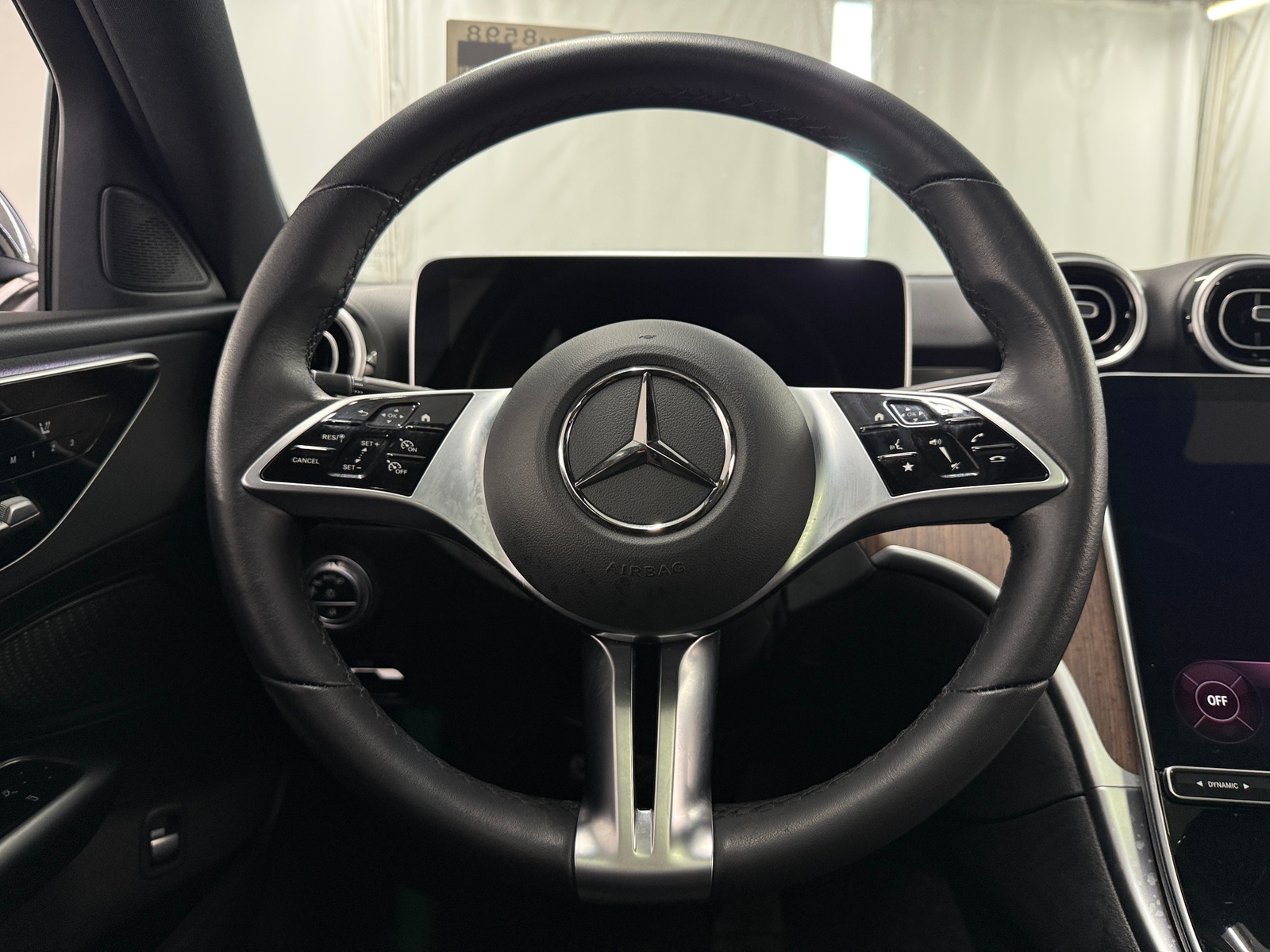 Thumbnail: 2025 Mercedes-Benz C-Class - 4