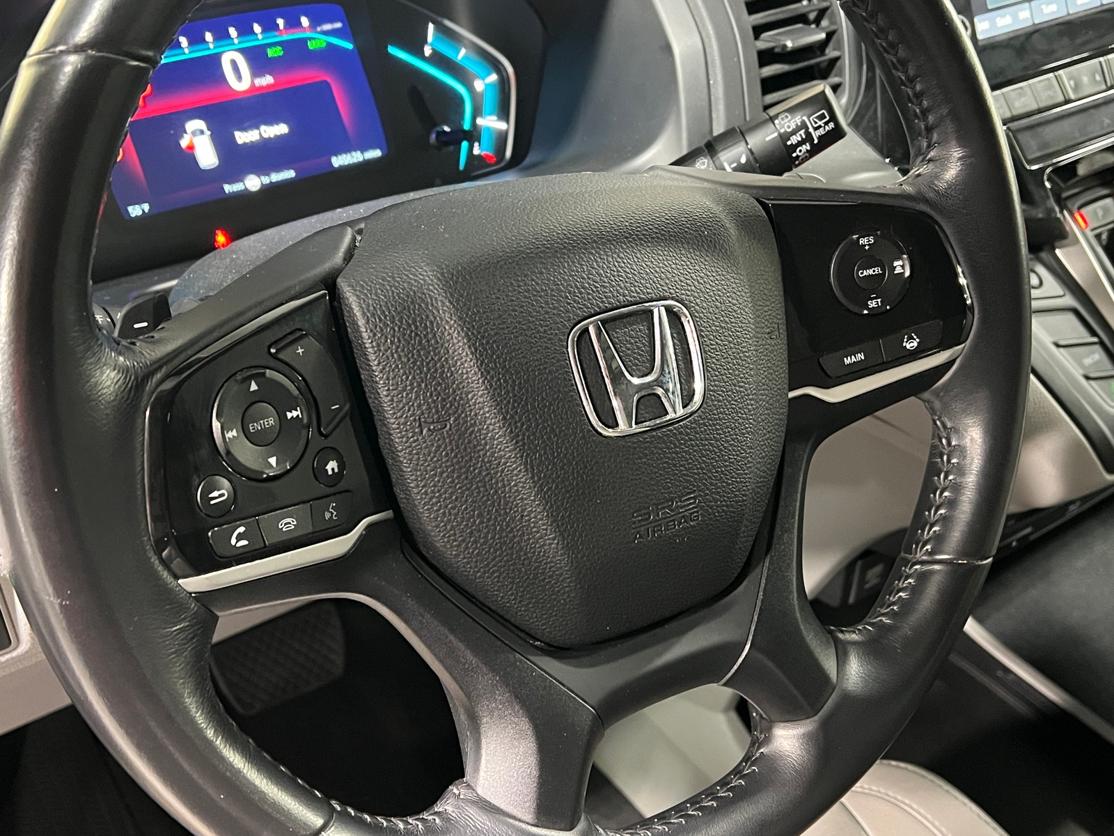 Thumbnail: 2018 Honda Odyssey - 4