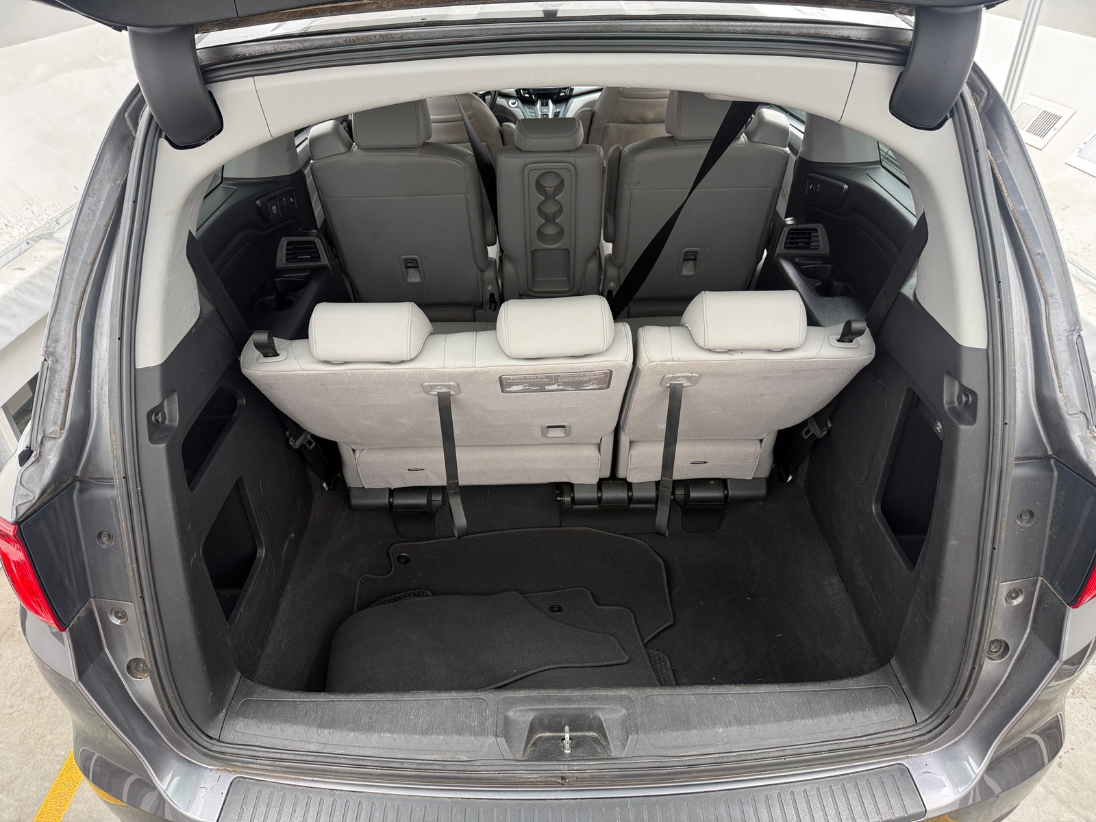 Thumbnail: 2018 Honda Odyssey - 6