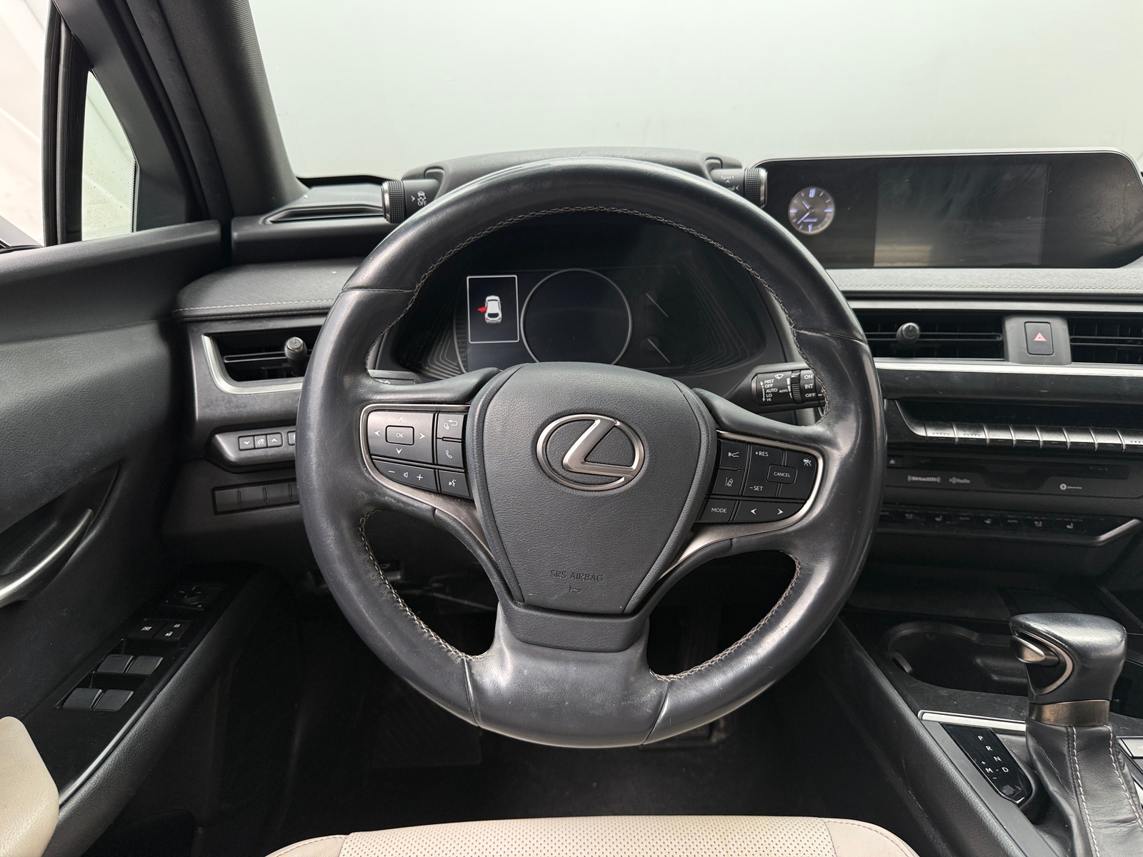 Thumbnail: 2019 Lexus UX - 4