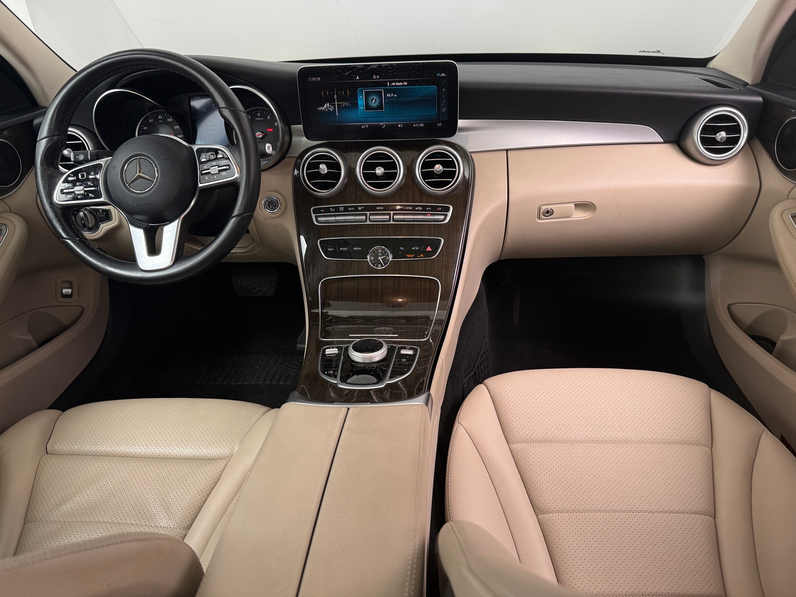 Thumbnail: 2019 Mercedes-Benz C-Class - 2